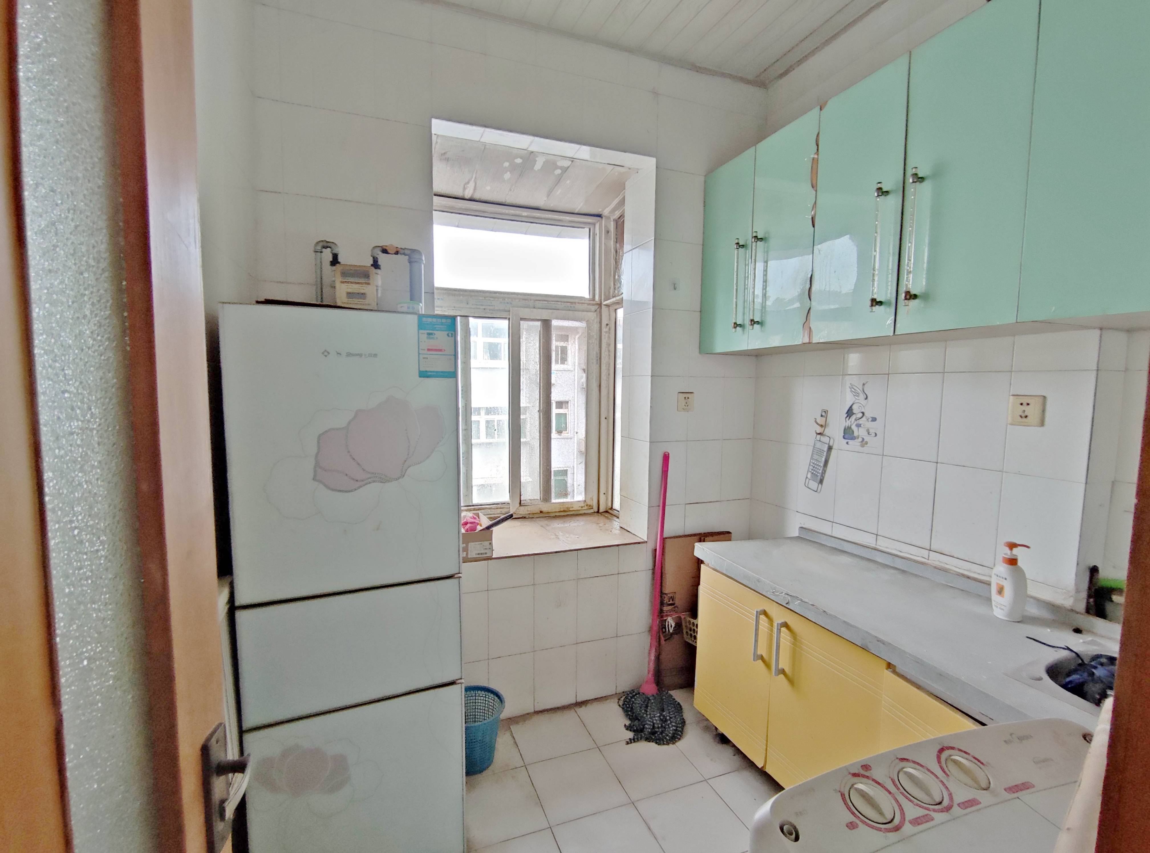 经四纬八单位宿舍