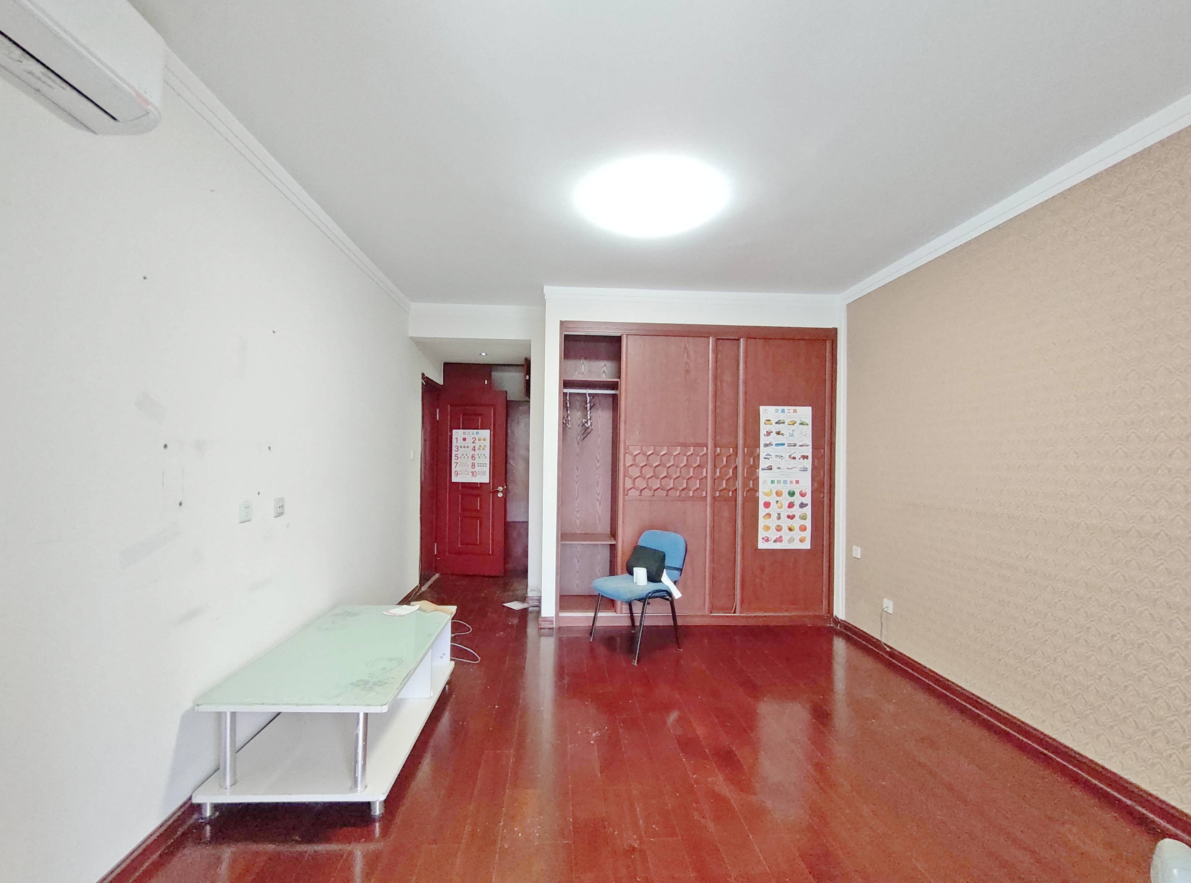 卧龙花园龙泰苑