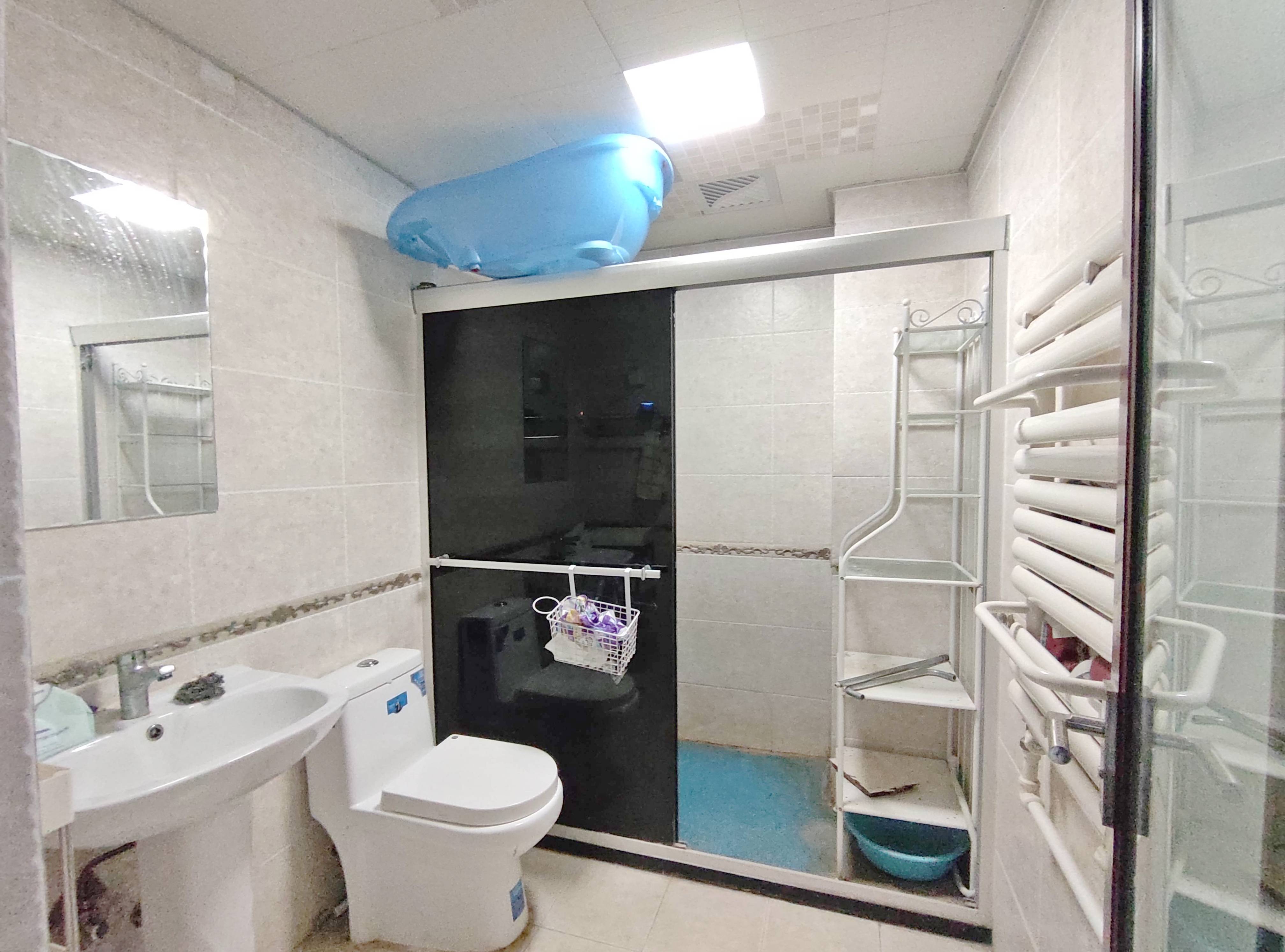 卧龙花园龙泰苑