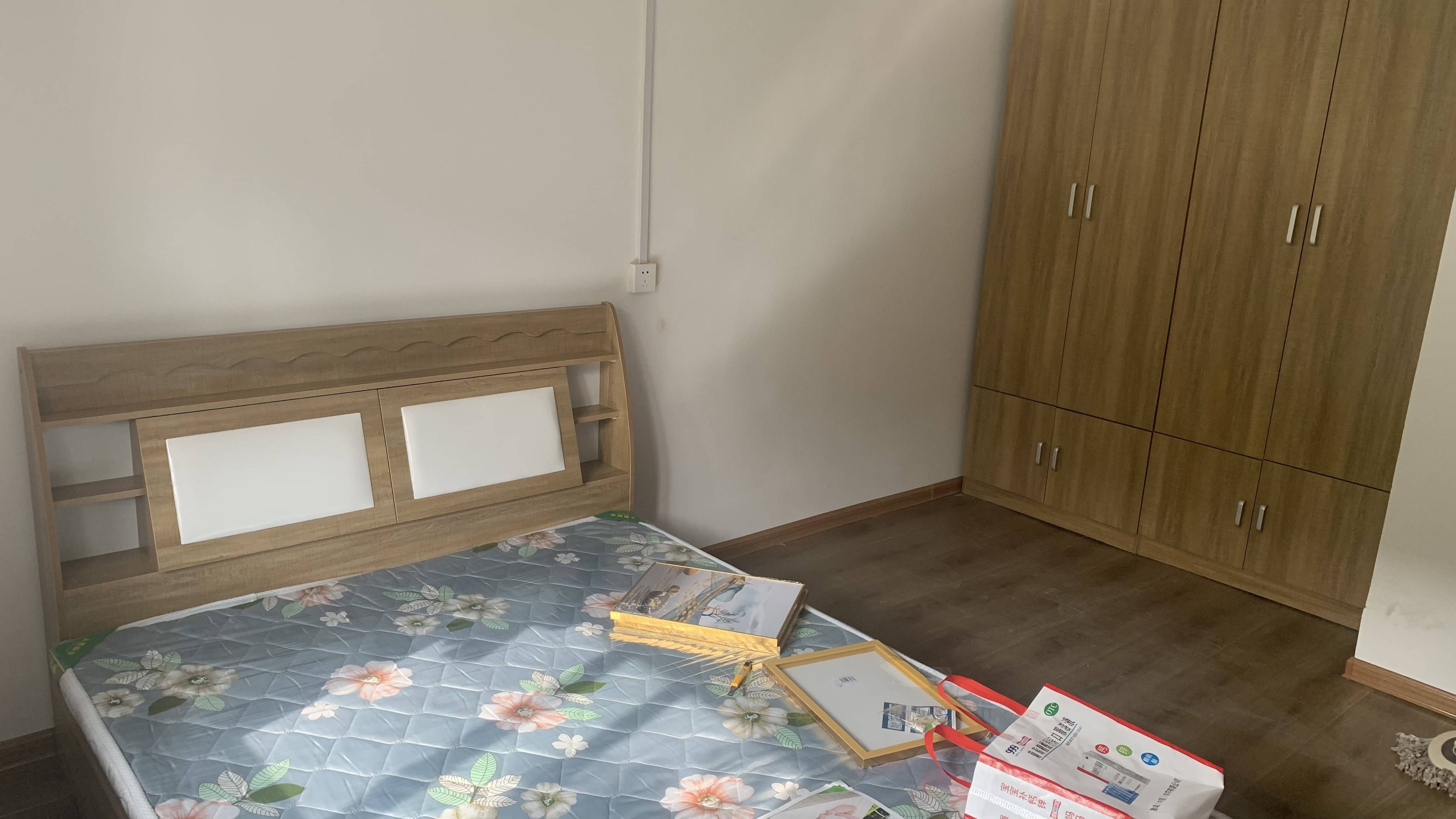 纬一路单位宿舍