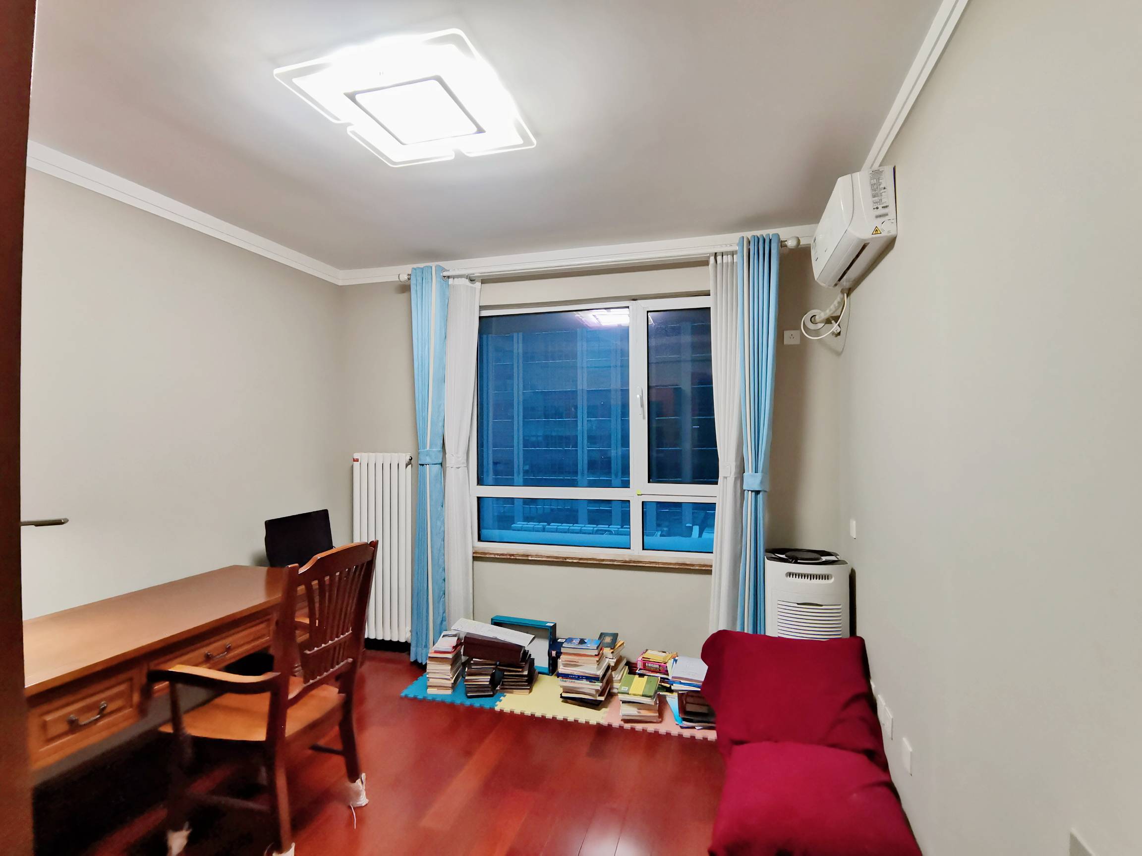 中润世纪财富中心