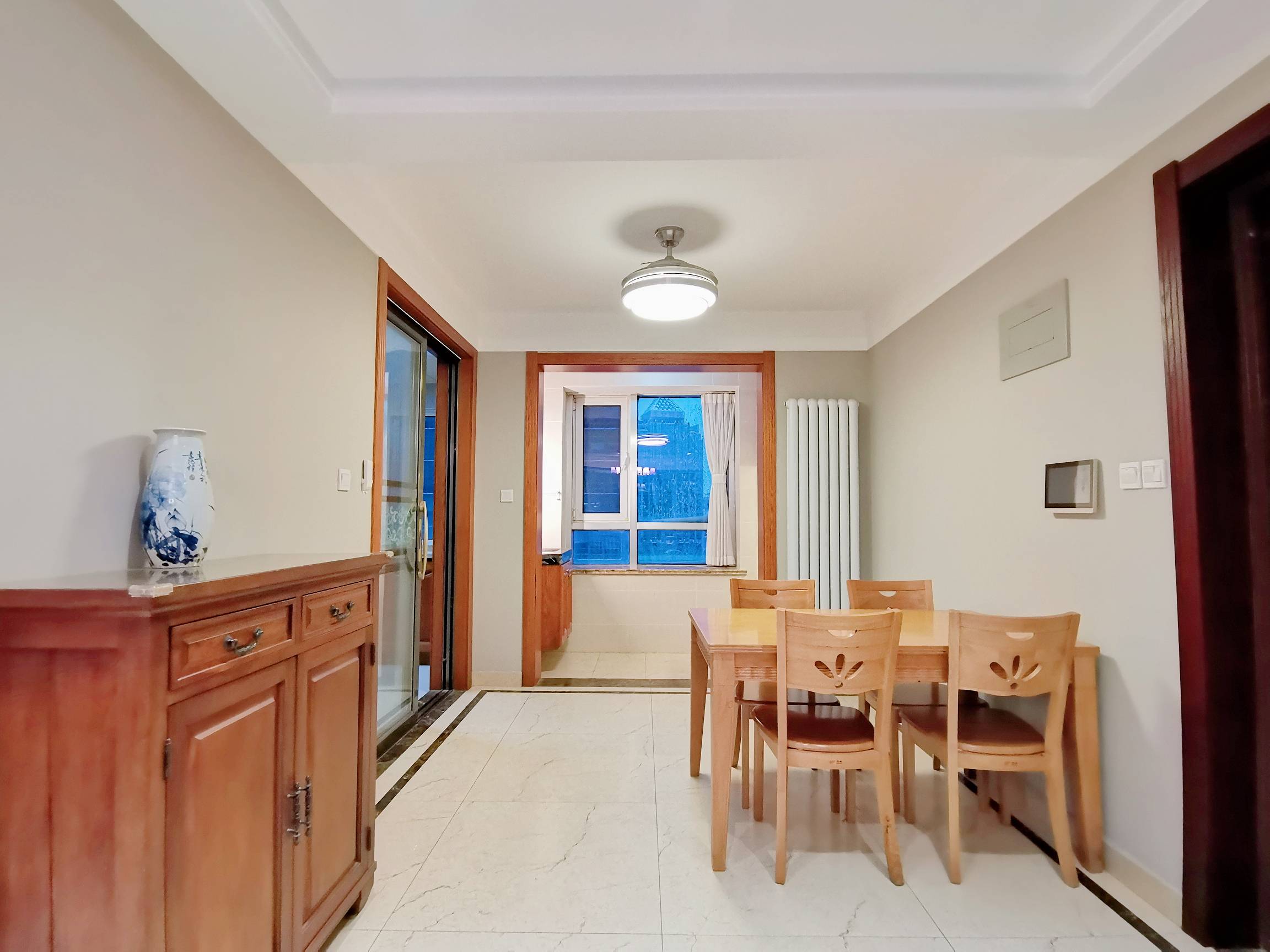 中润世纪财富中心