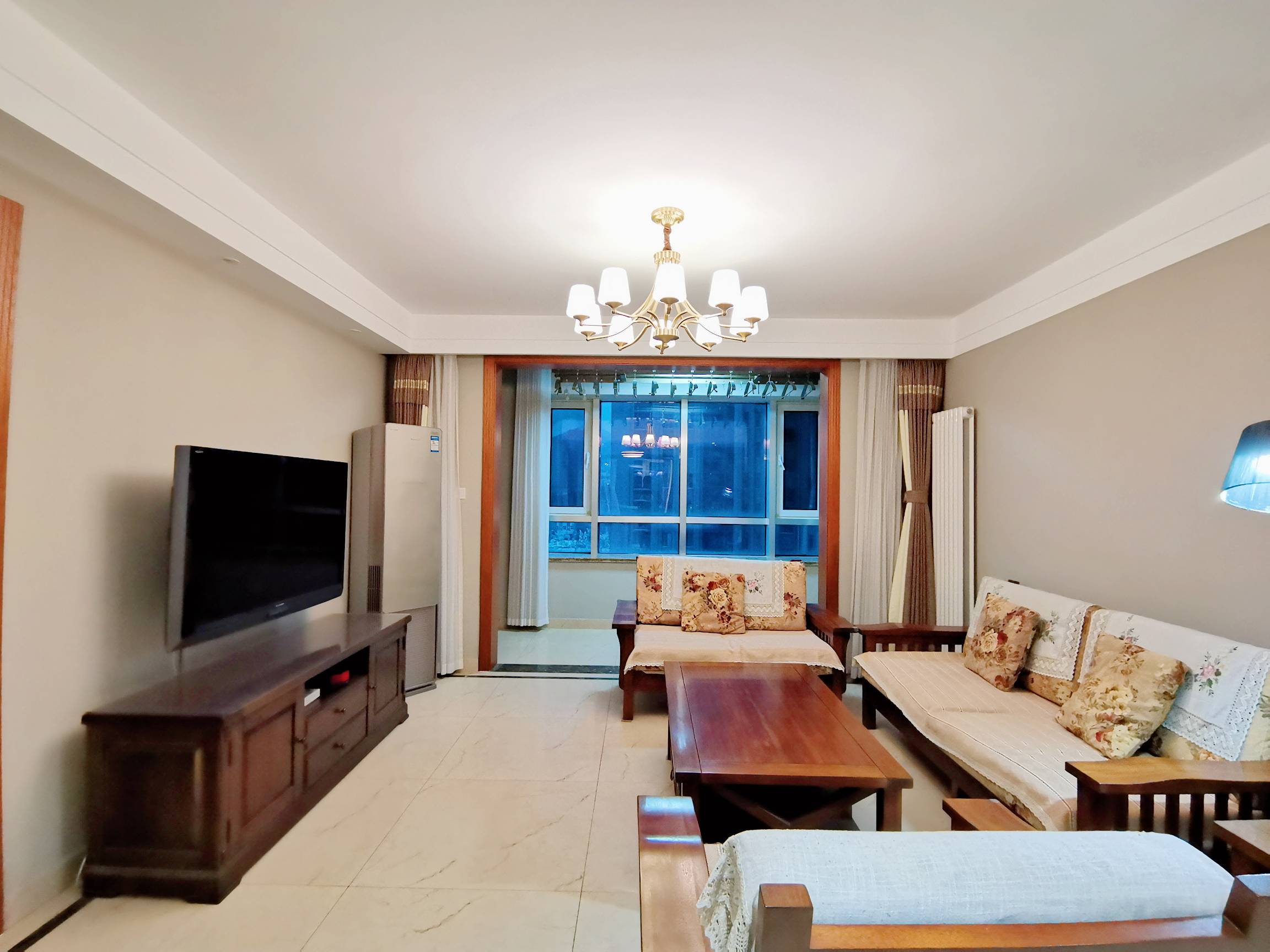 中润世纪财富中心