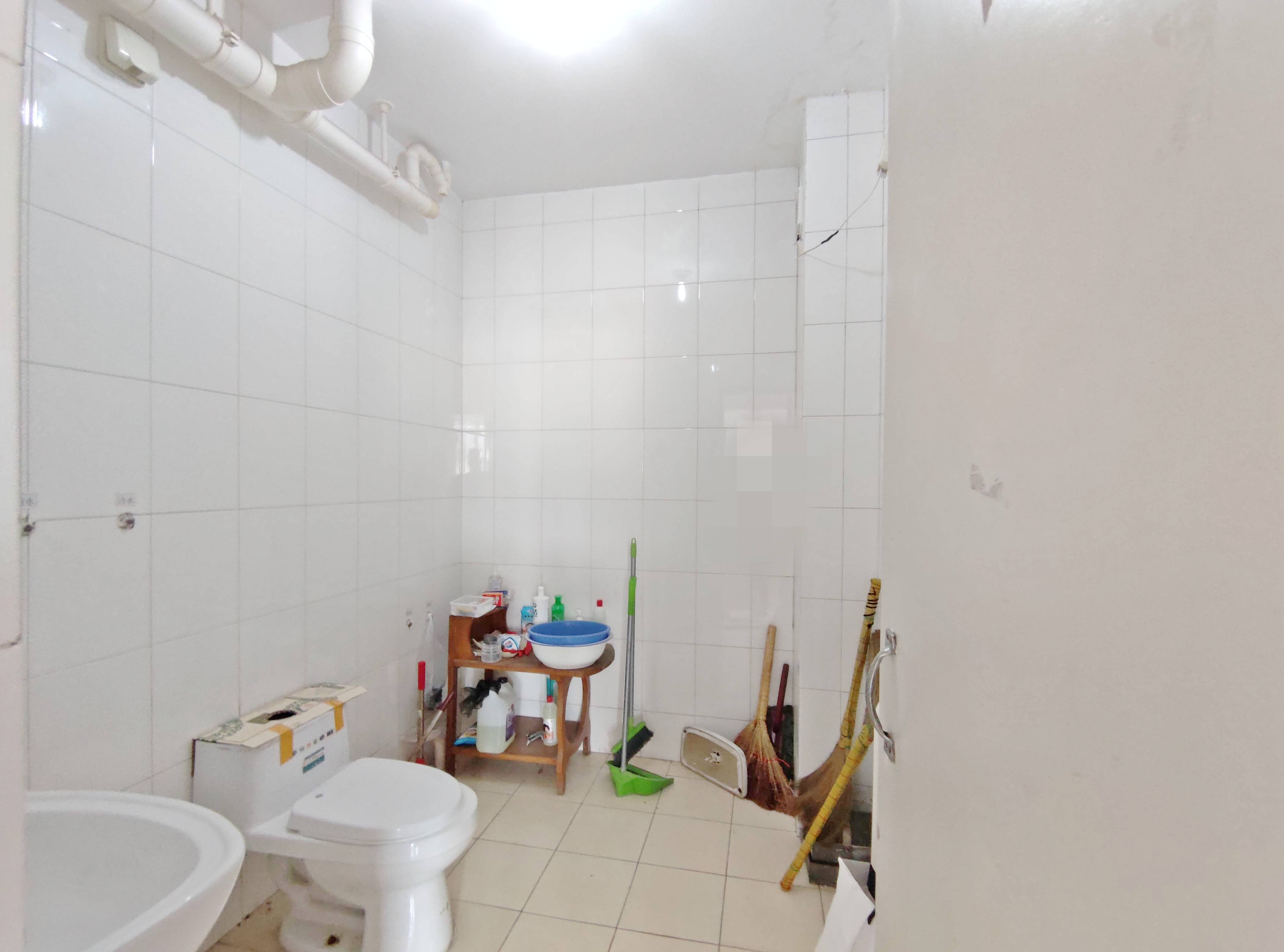 卧龙花园龙泰苑