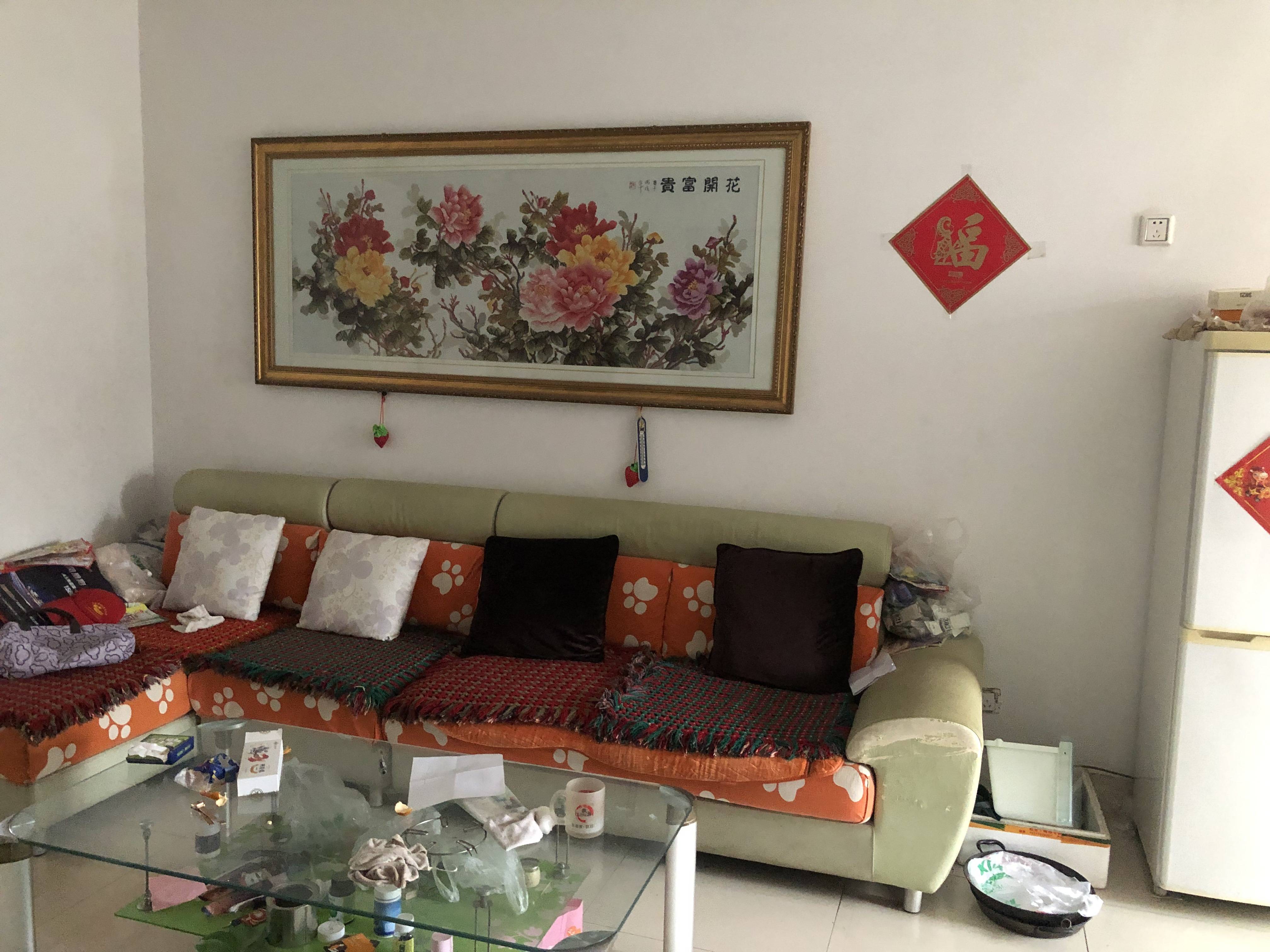 
							东润丽苑
