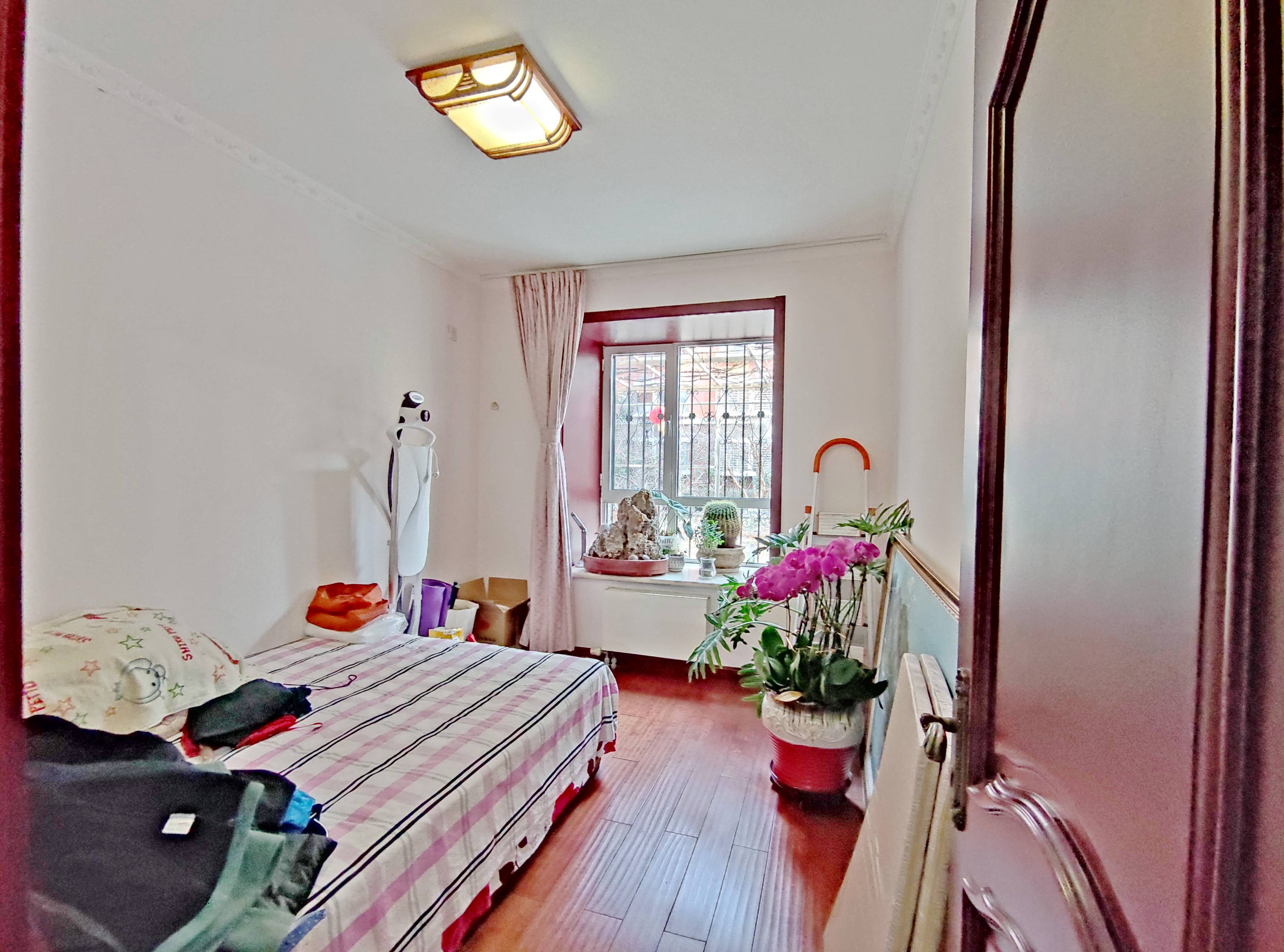 新世界阳光花园