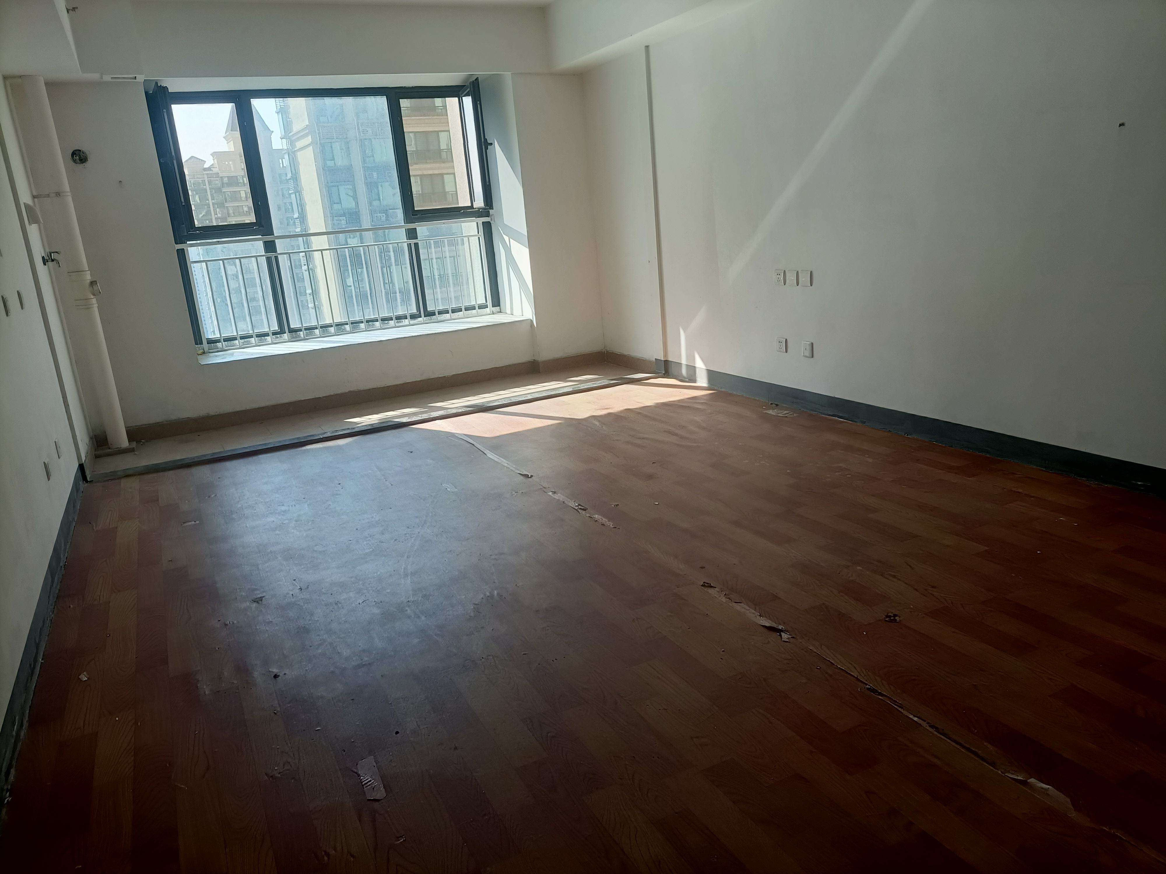 恒大城（商住楼）