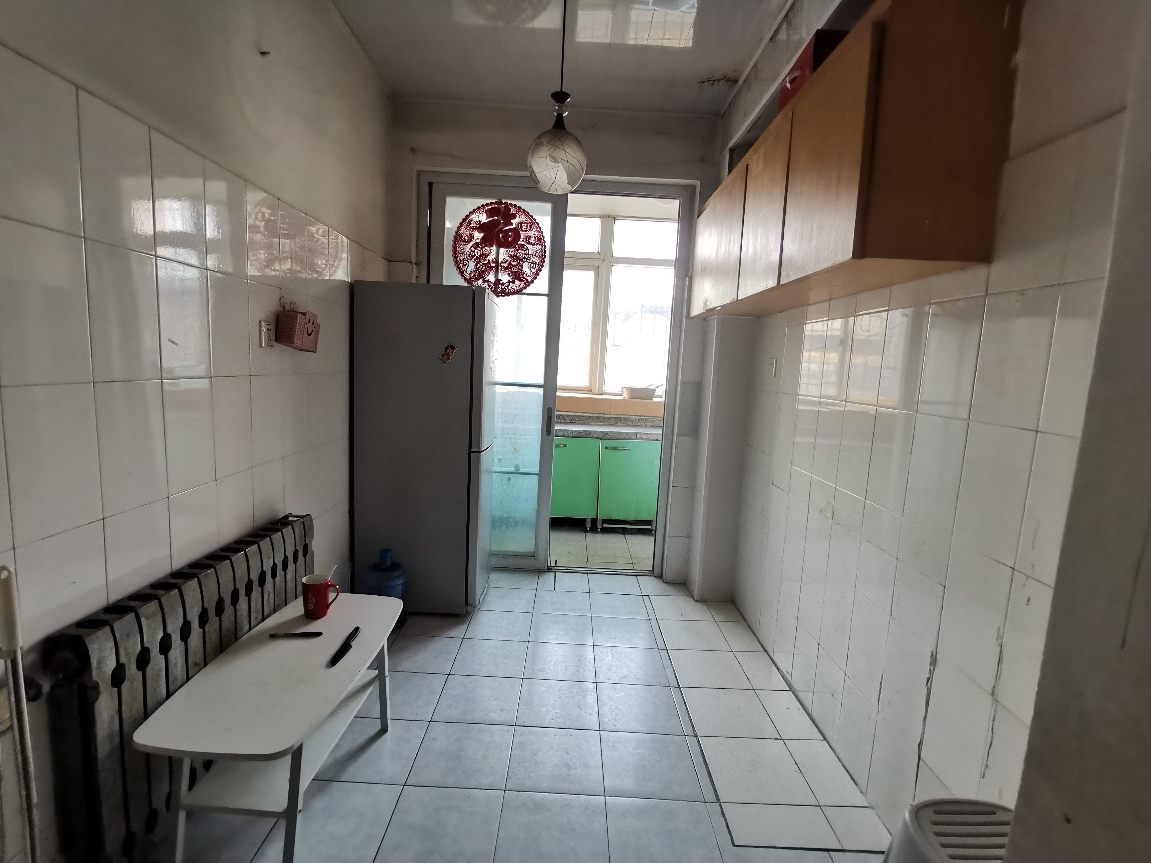 
							荷香村小区