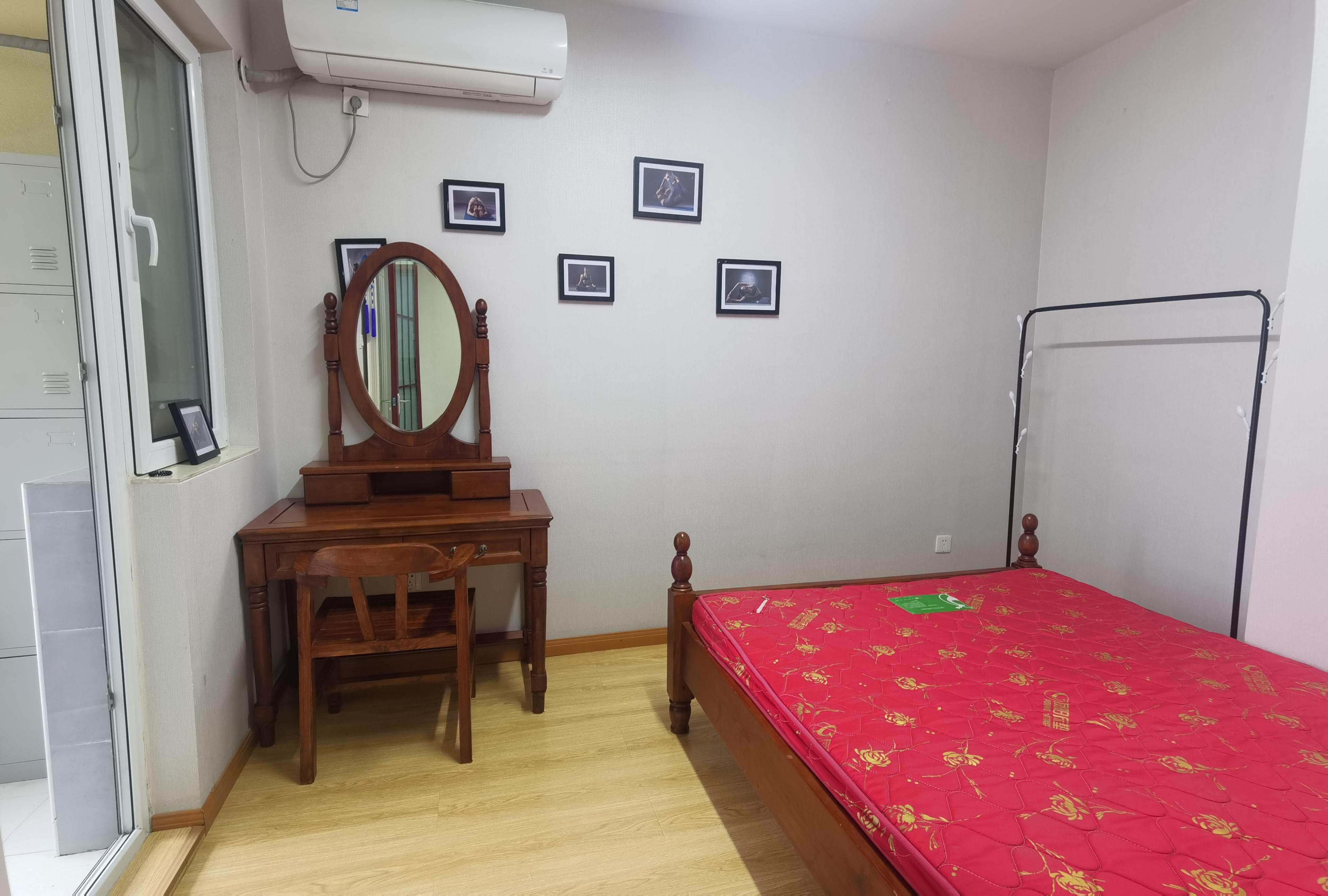 绿地新里香榭丽公馆