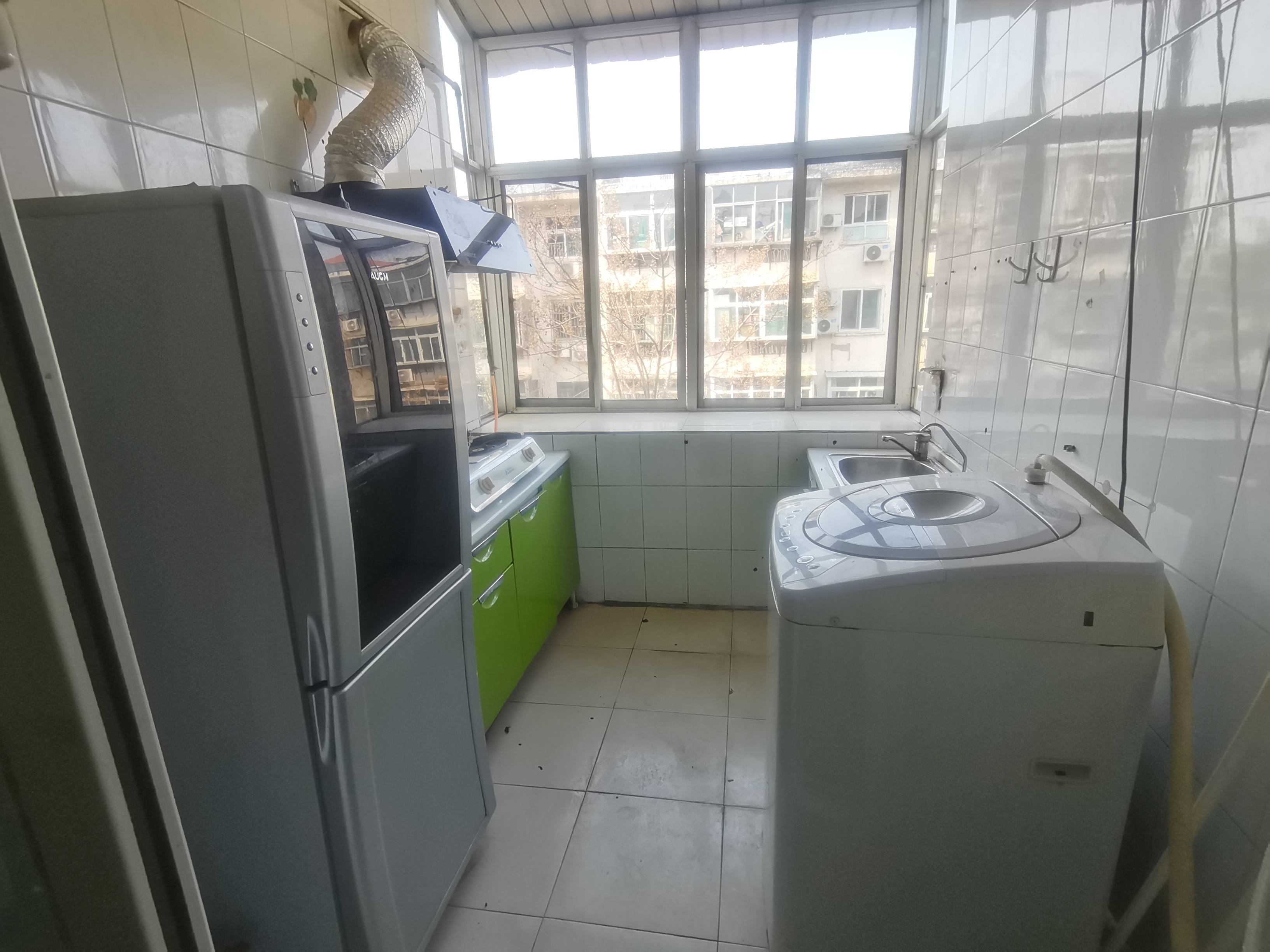 山师东路19号院