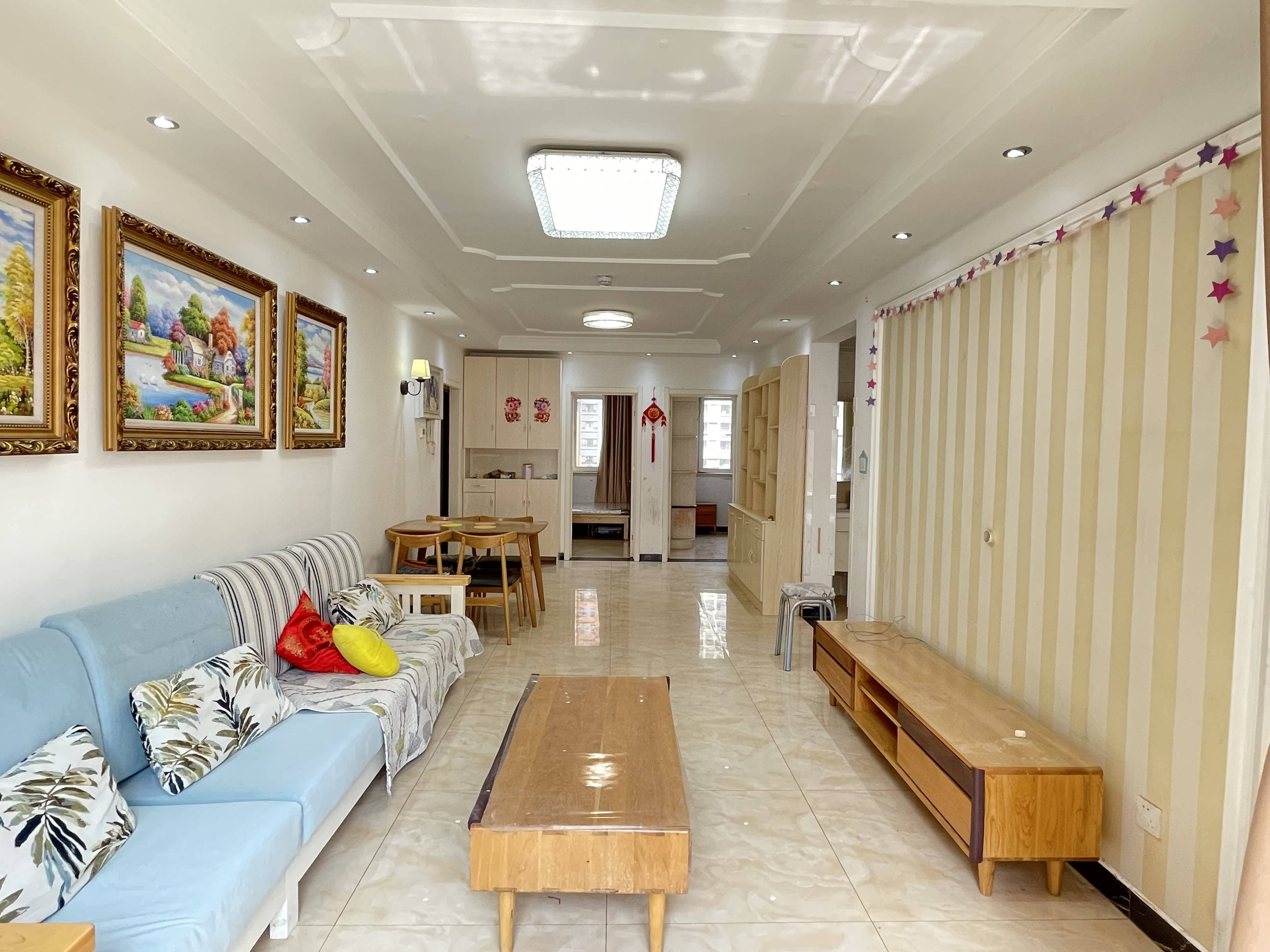 天鸿万象新天哈佛郡