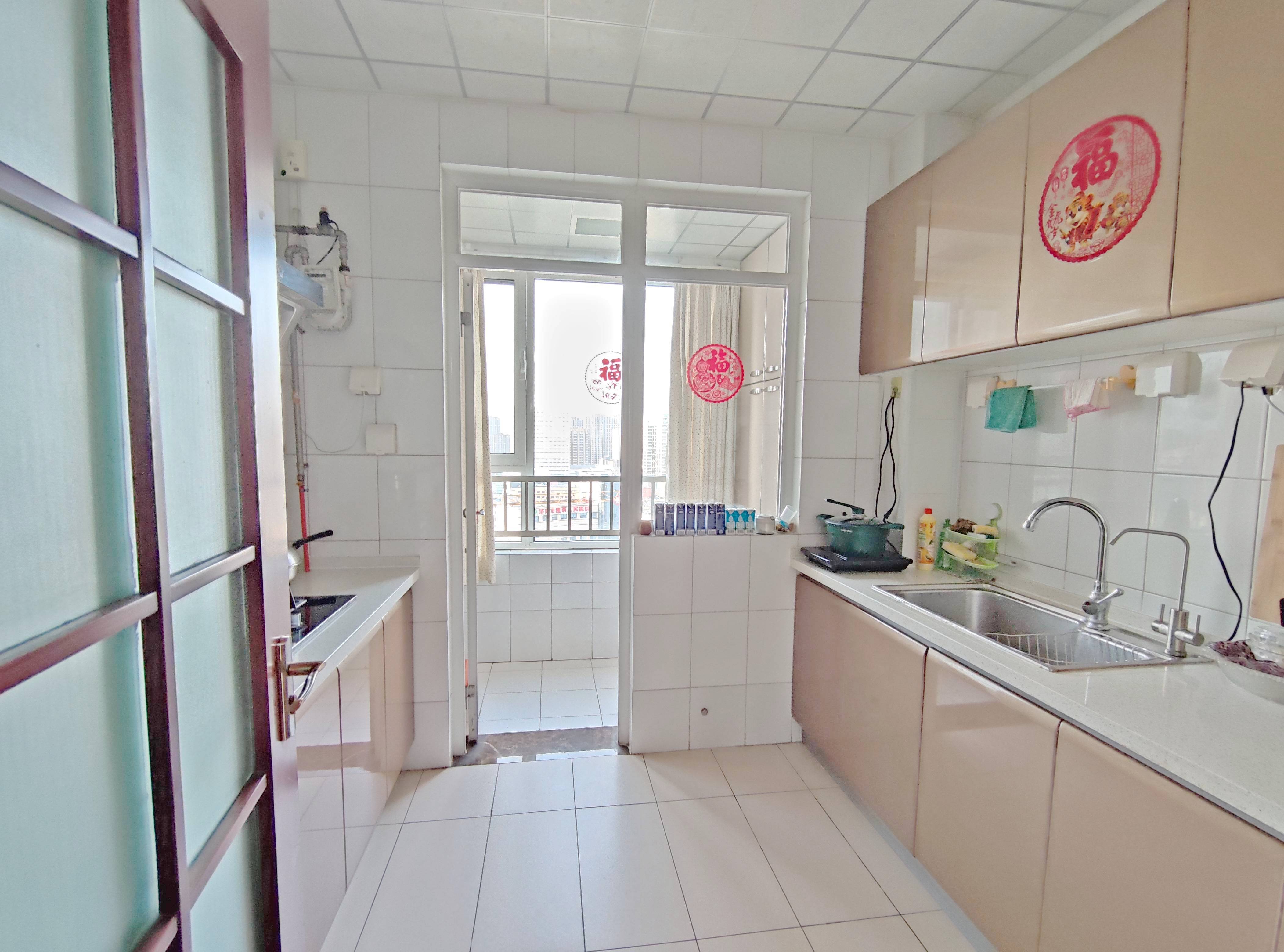 绿地新里卢浮公馆