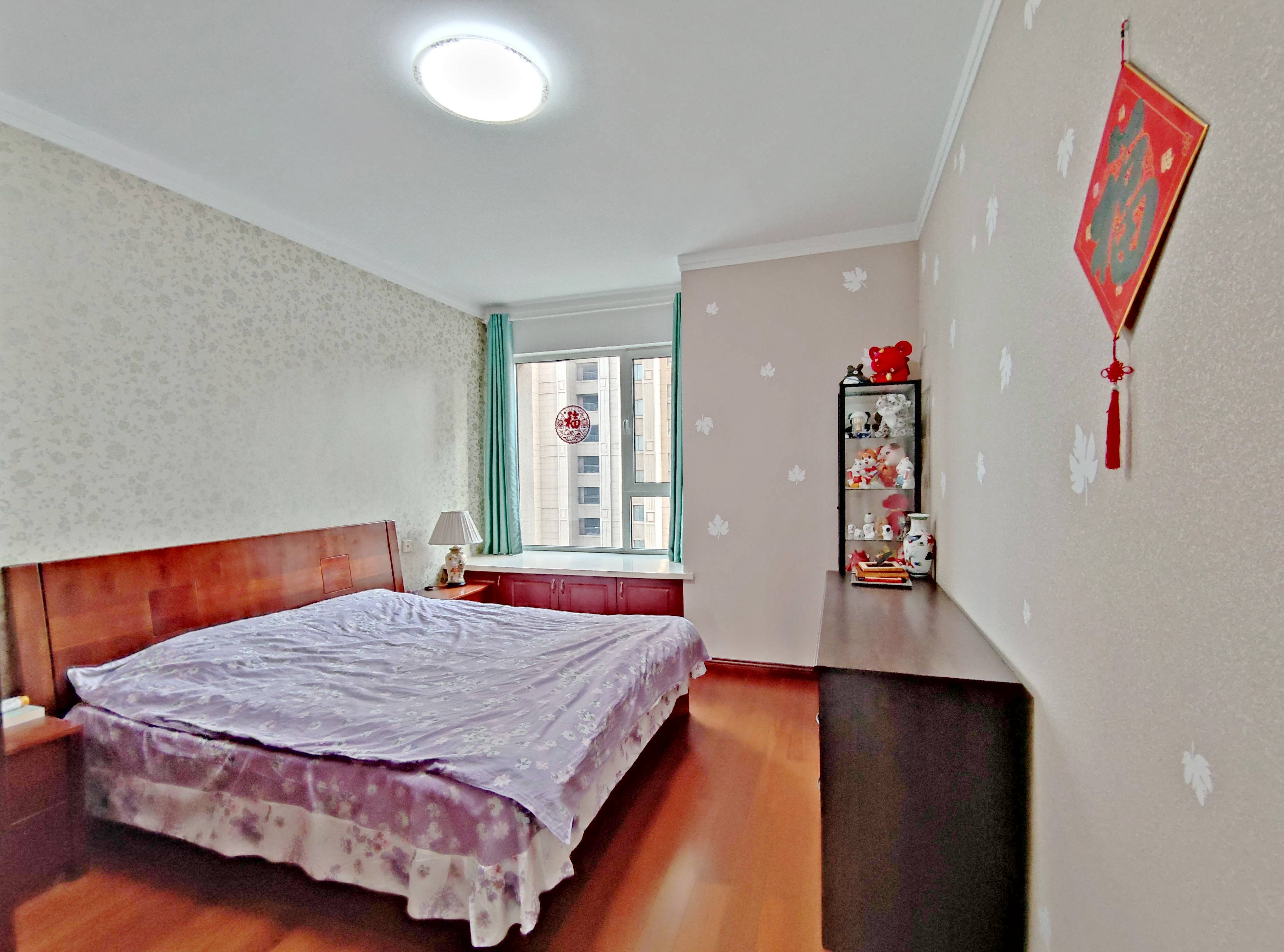 绿地新里卢浮公馆