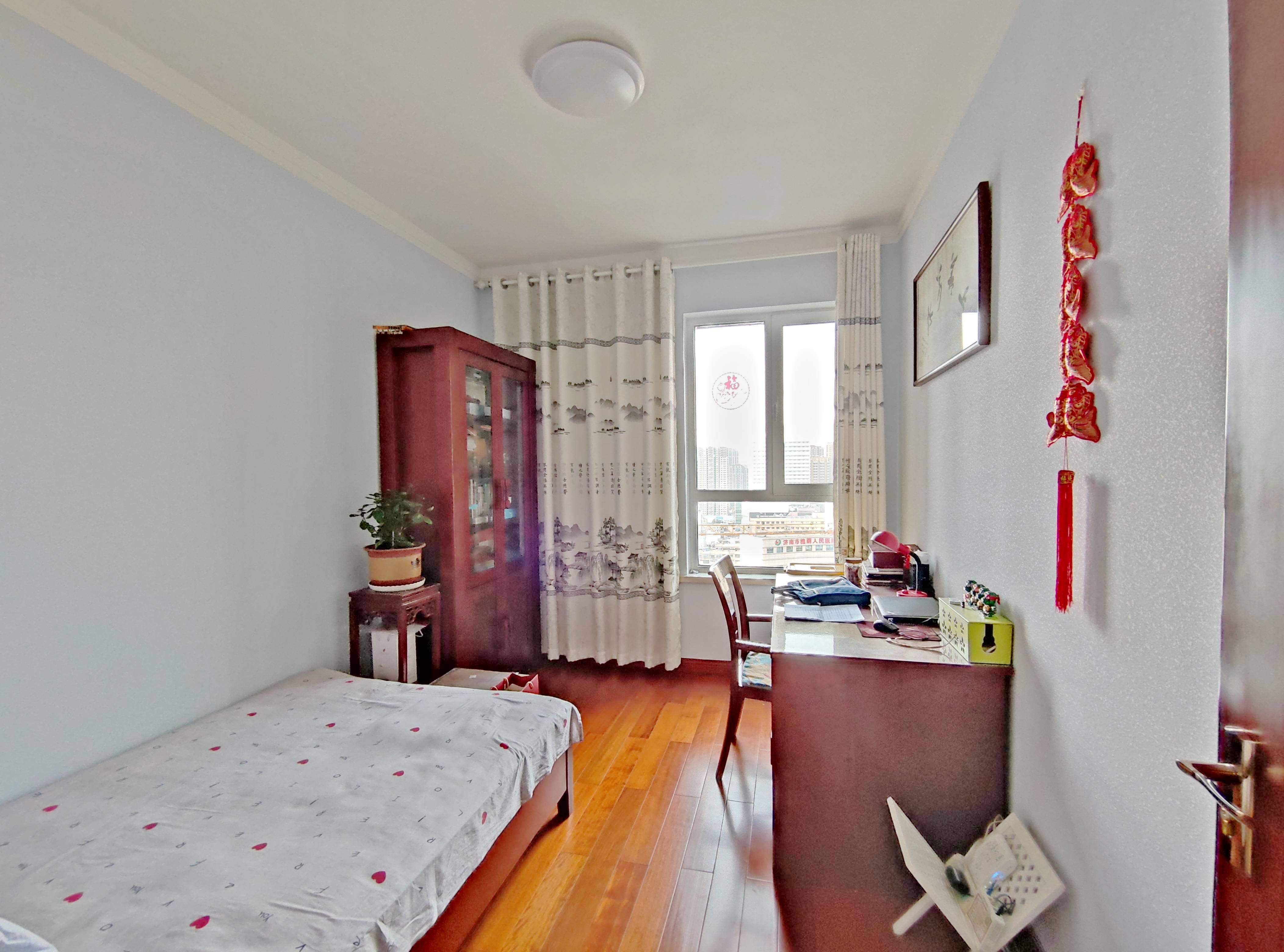 绿地新里卢浮公馆