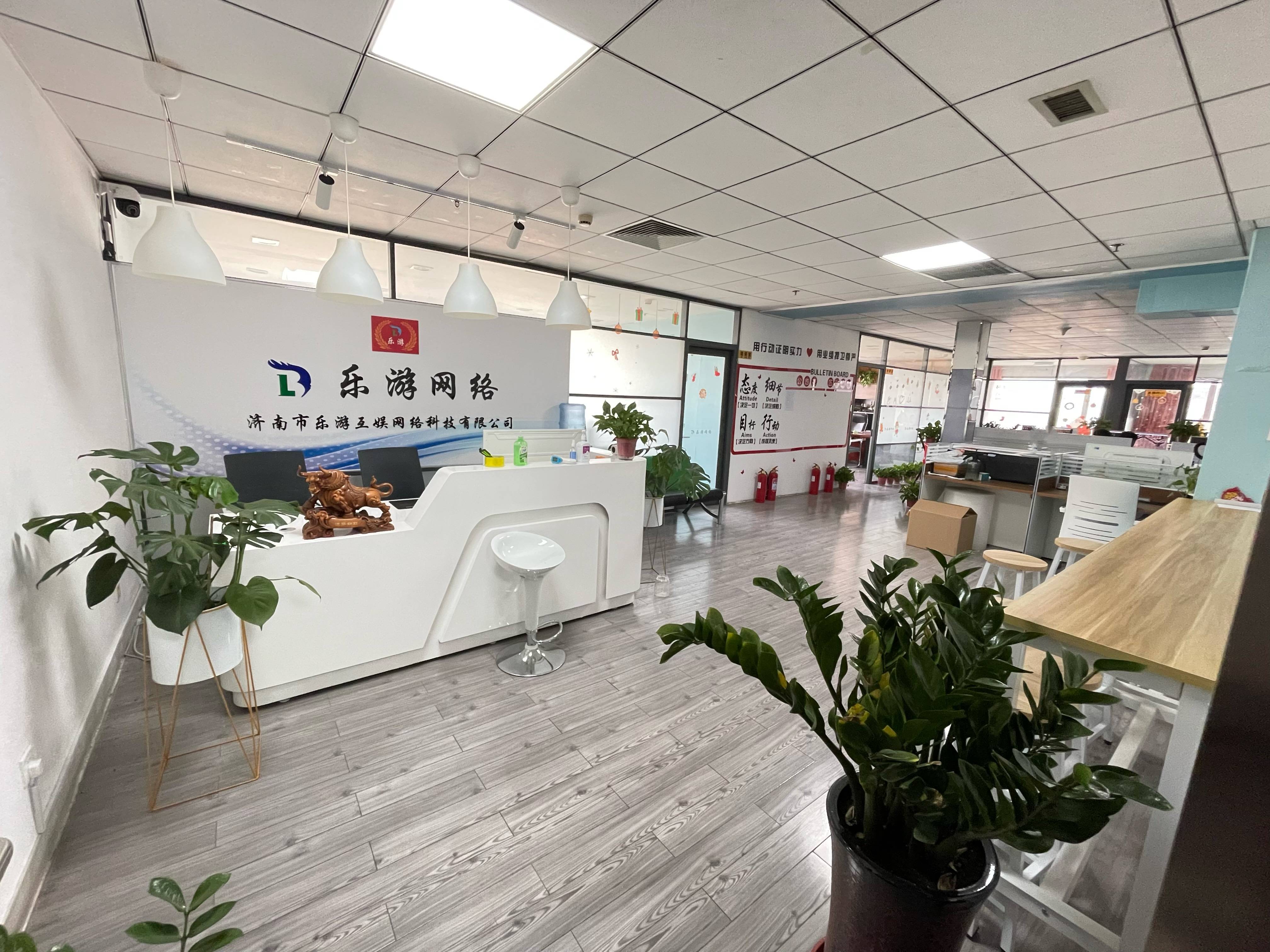 整租·人性化设计，房东因置换房屋在东边买了新房，
