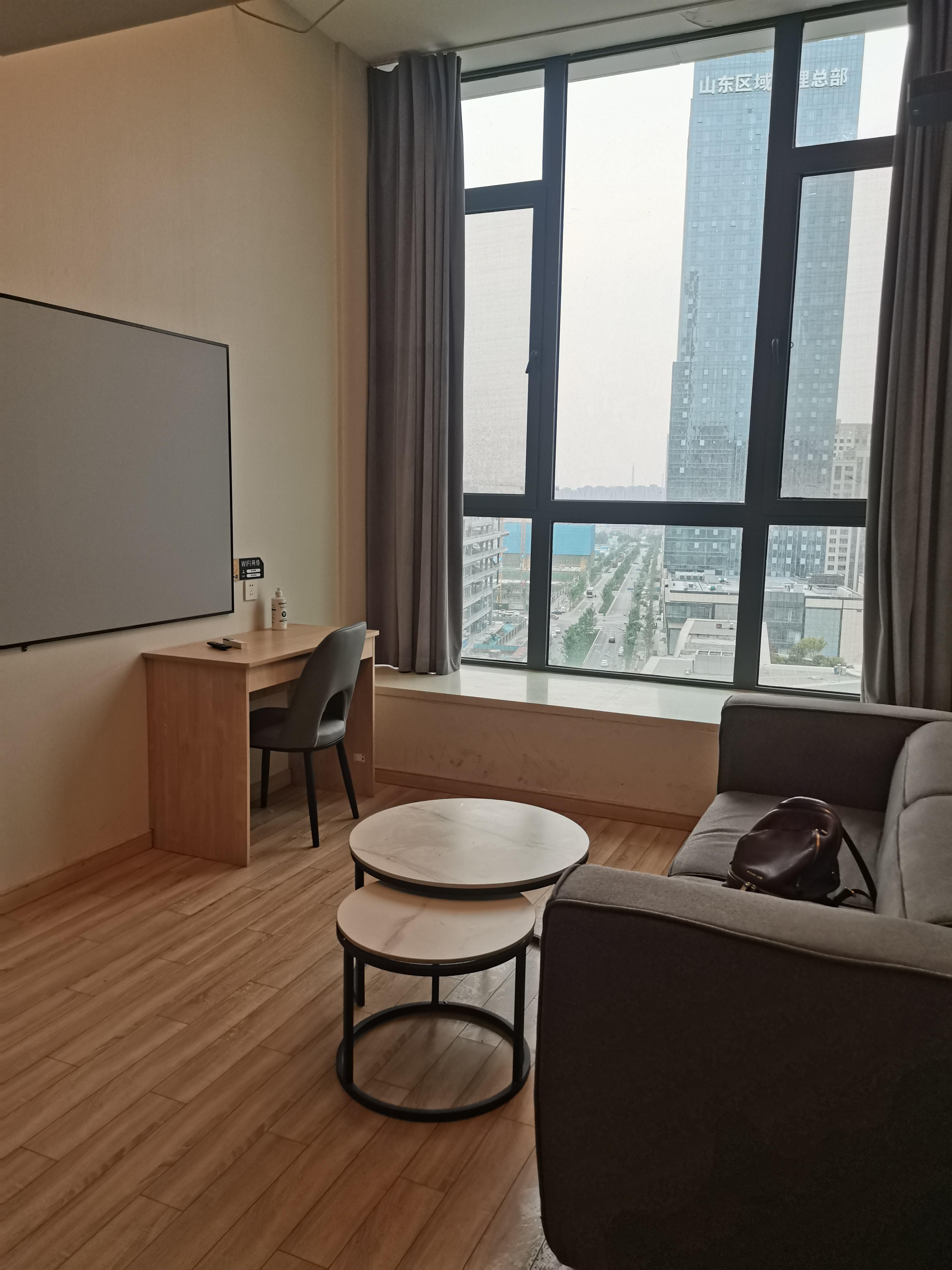 万科大都会万公馆