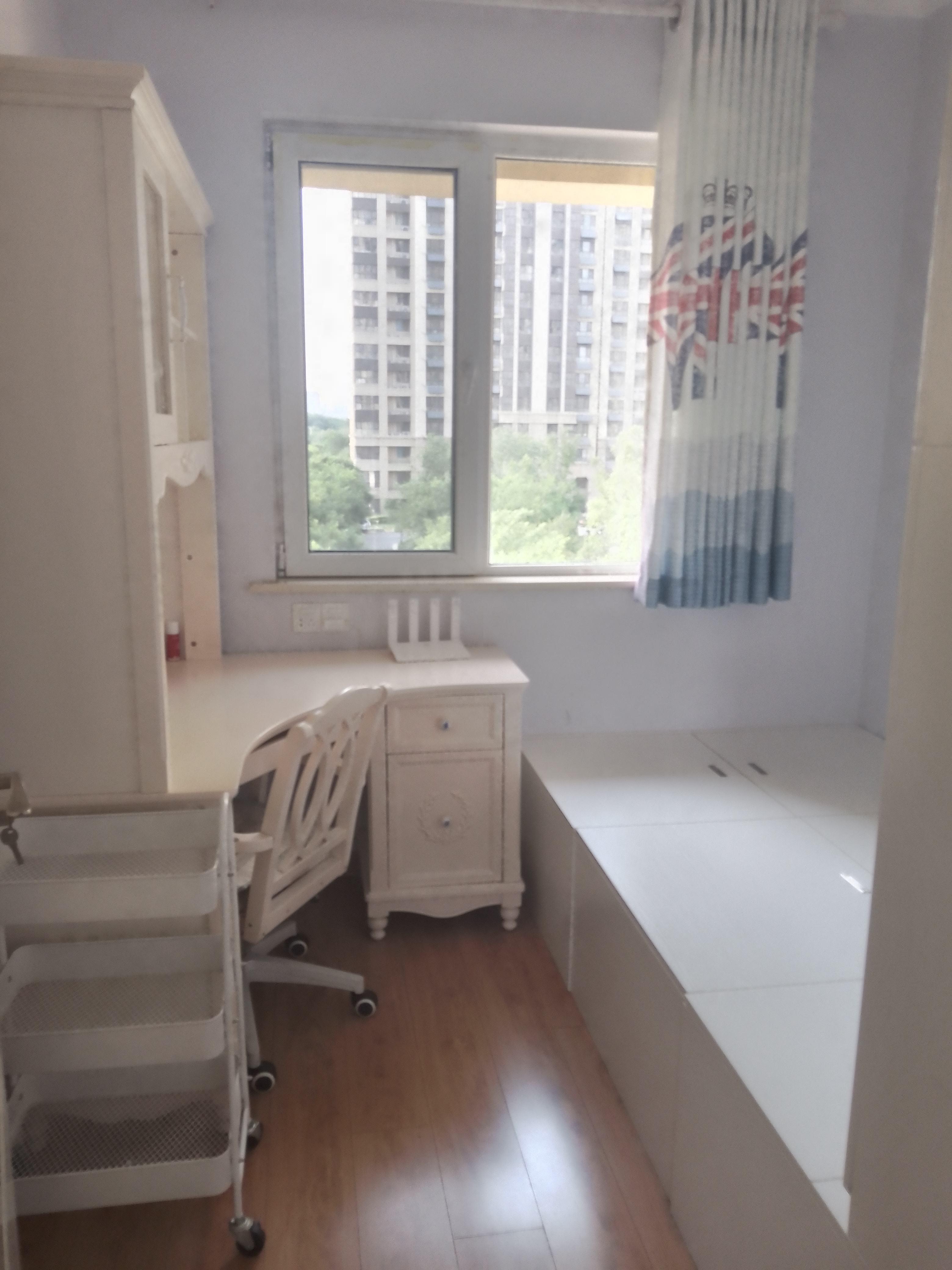 绿地新里香榭丽公馆