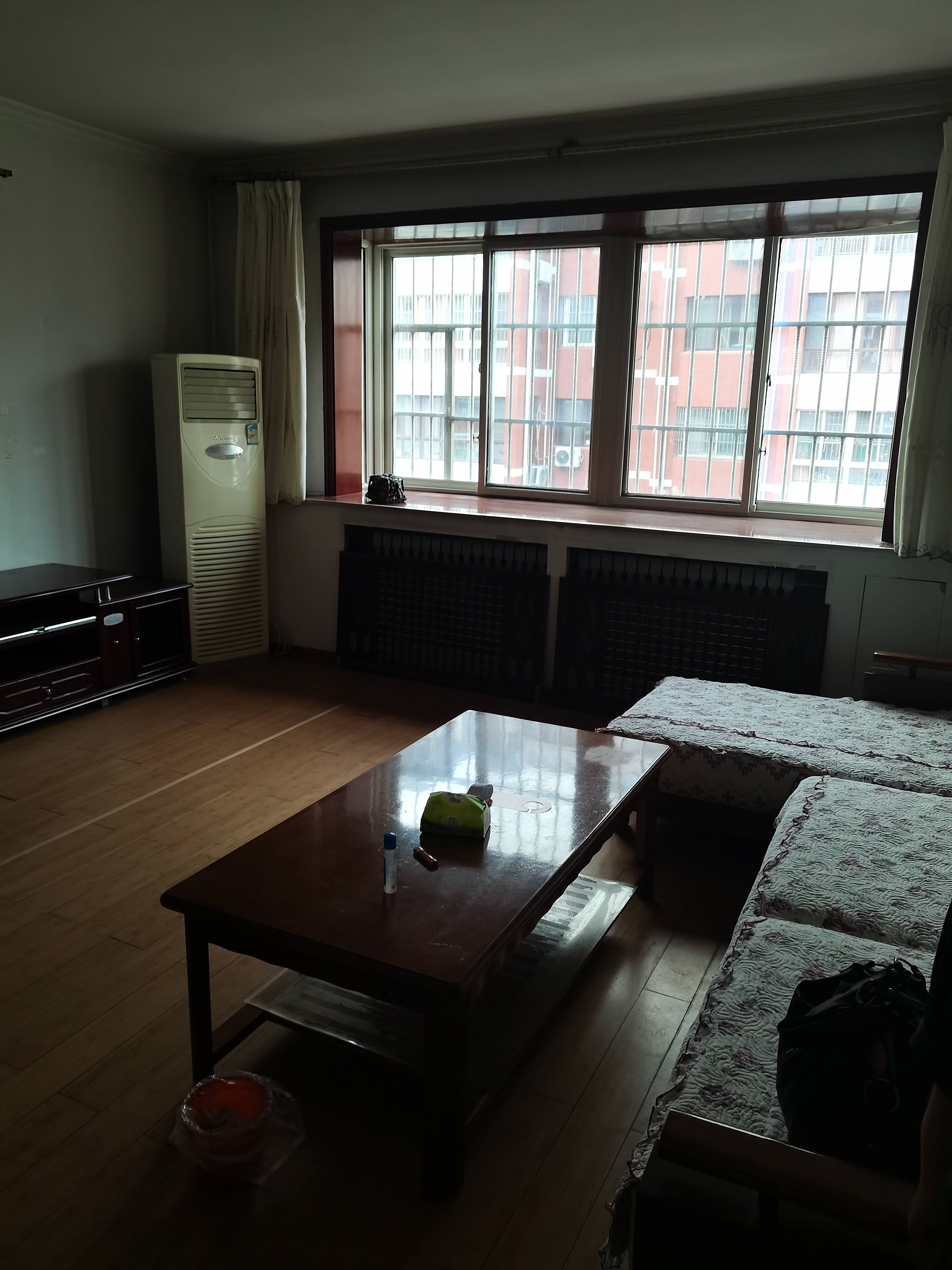 东山花园小区二区