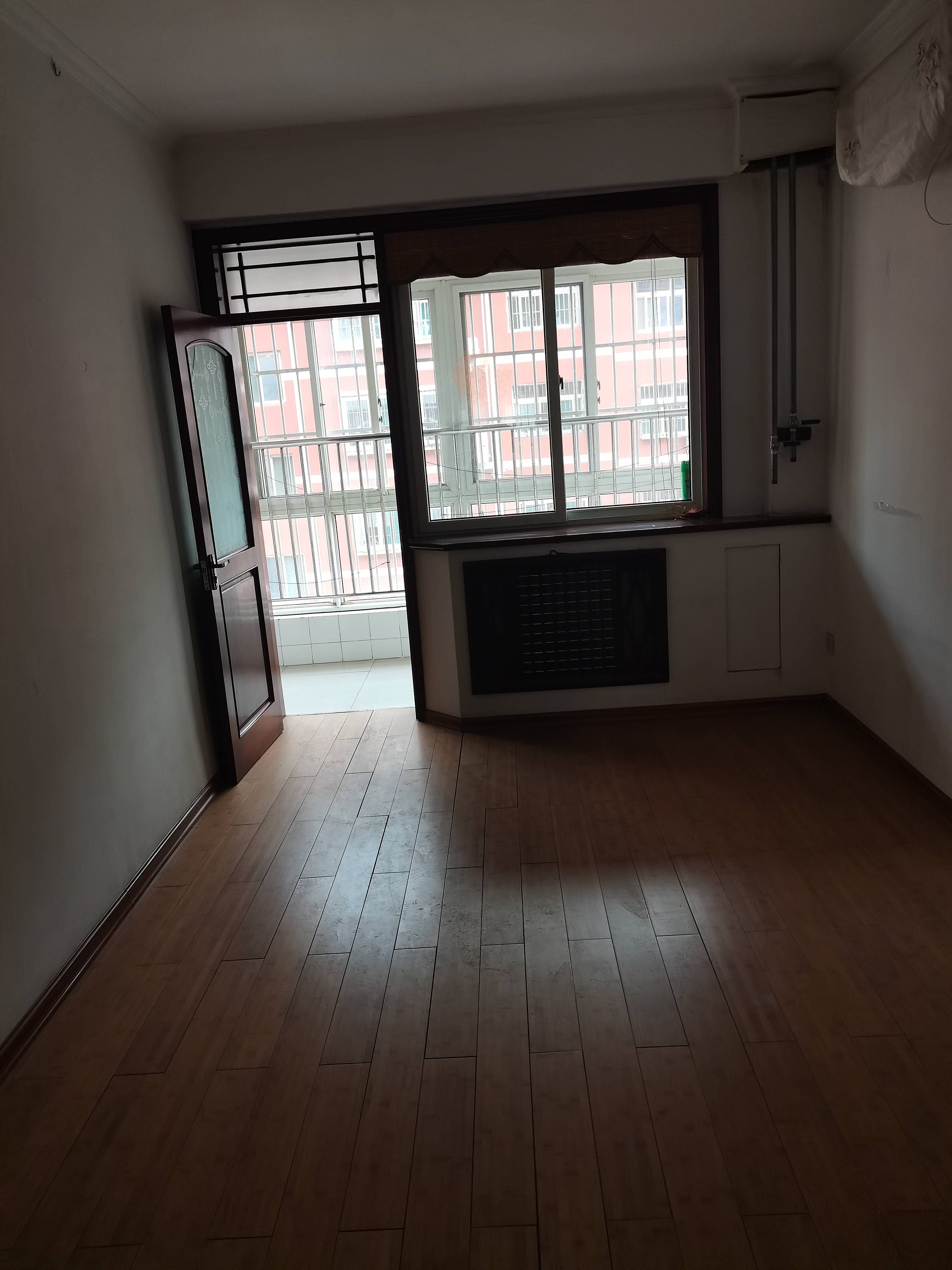 东山花园小区二区