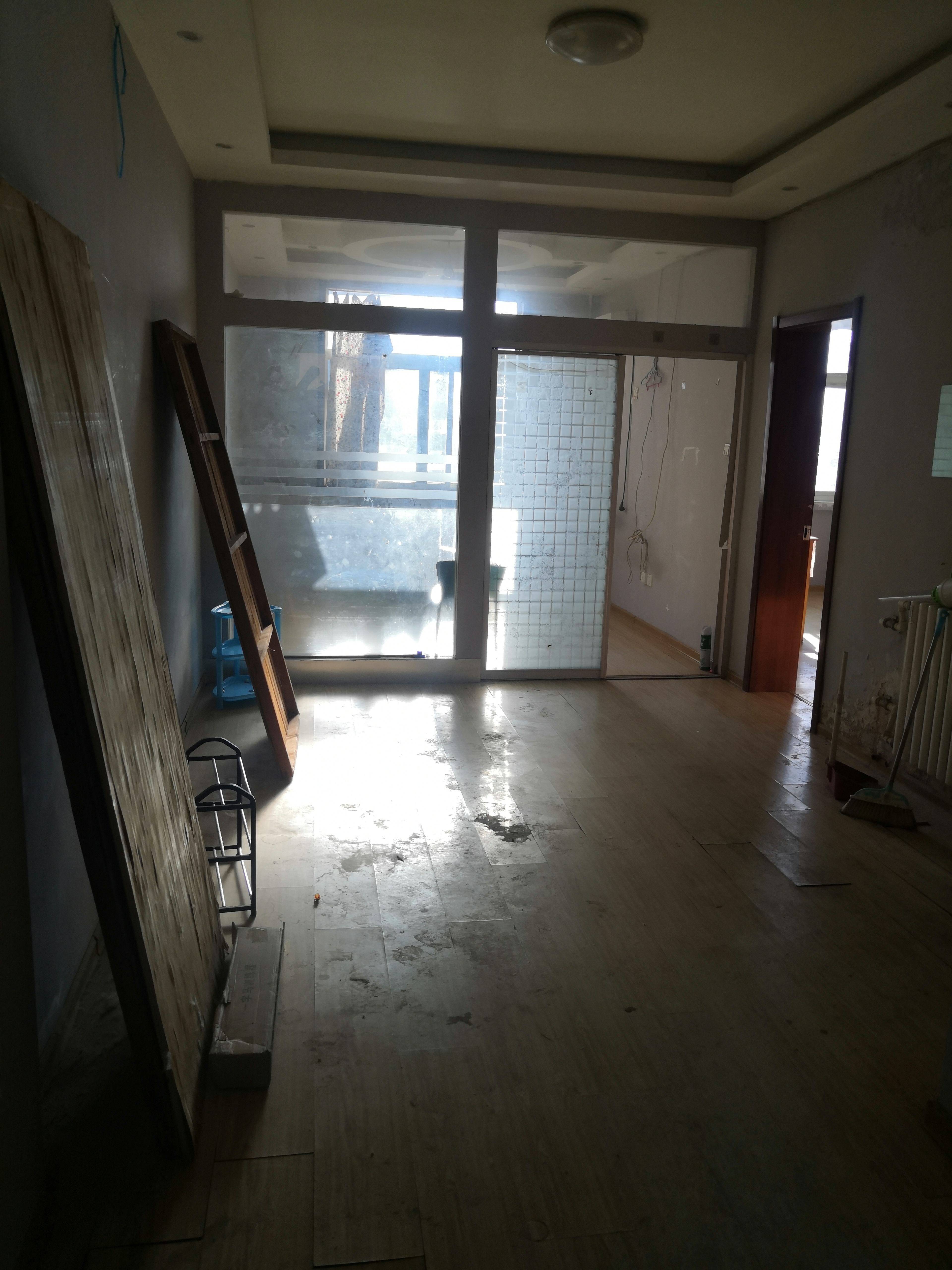 
							山师东路商业厅宿舍