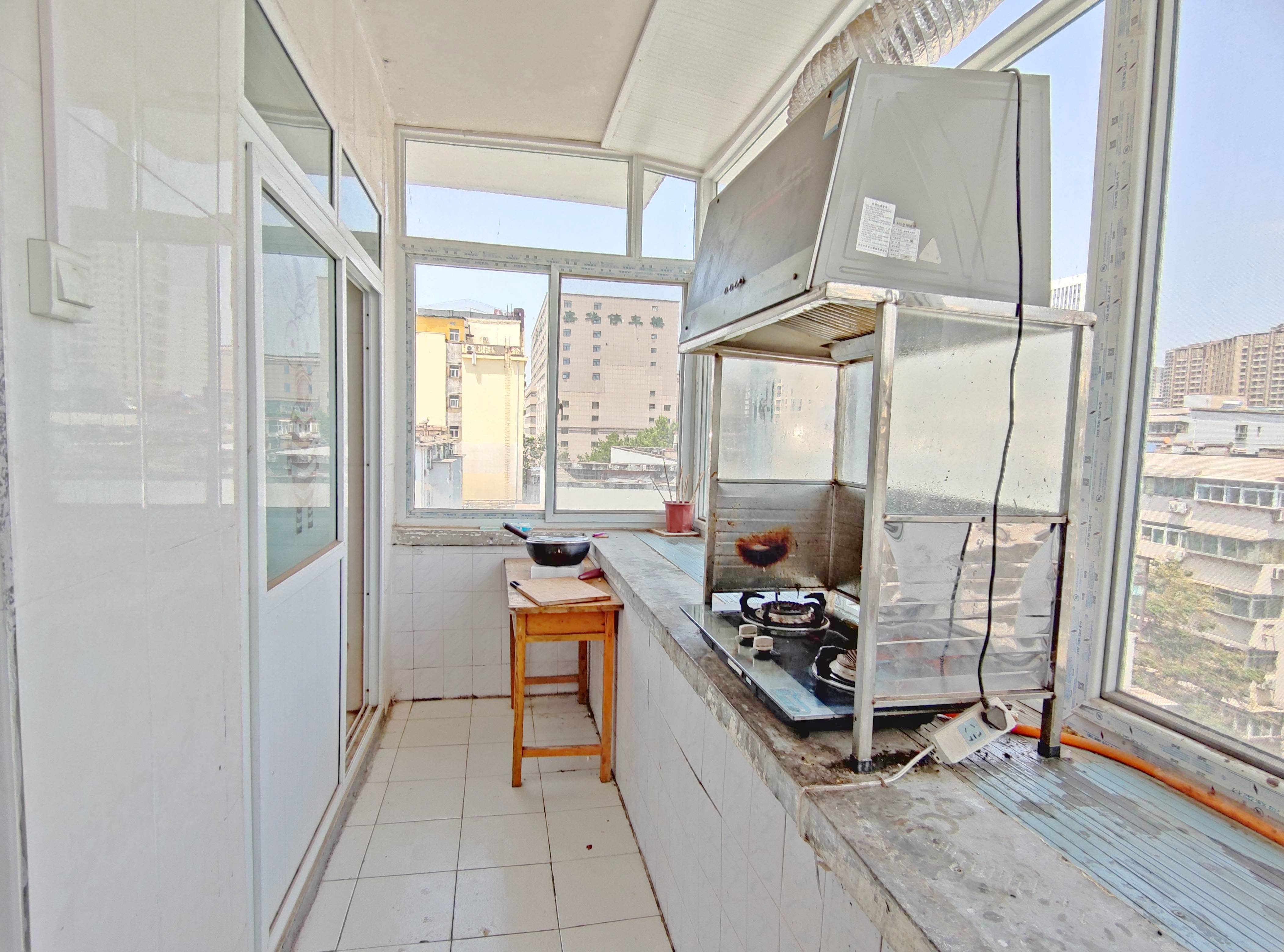 经三路单位宿舍