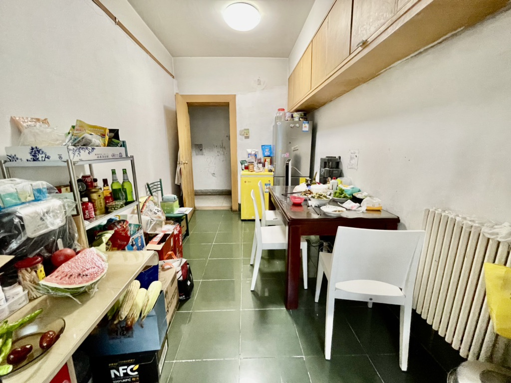 建国小经三路单位宿舍