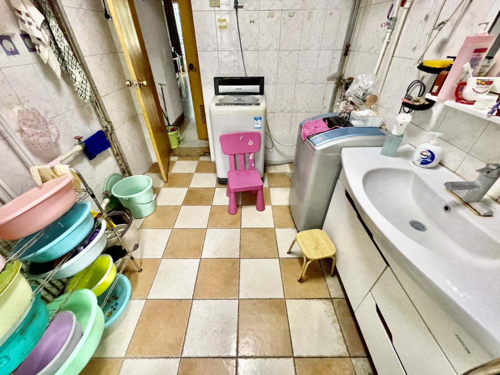 建国小经三路单位宿舍