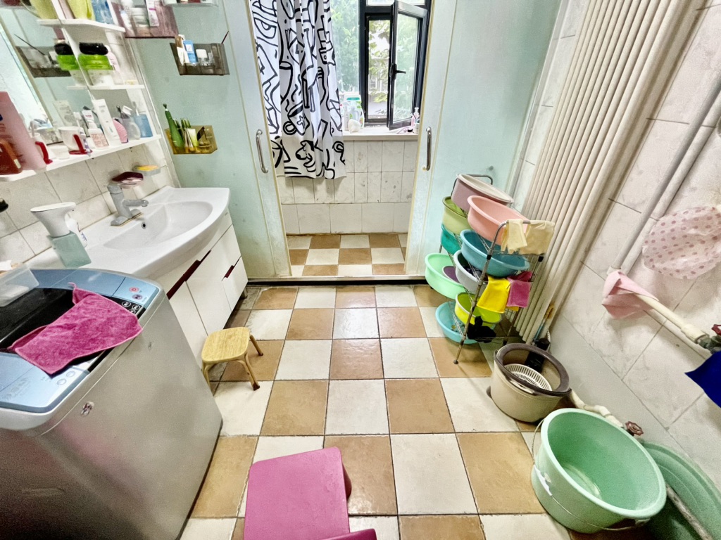 建国小经三路单位宿舍