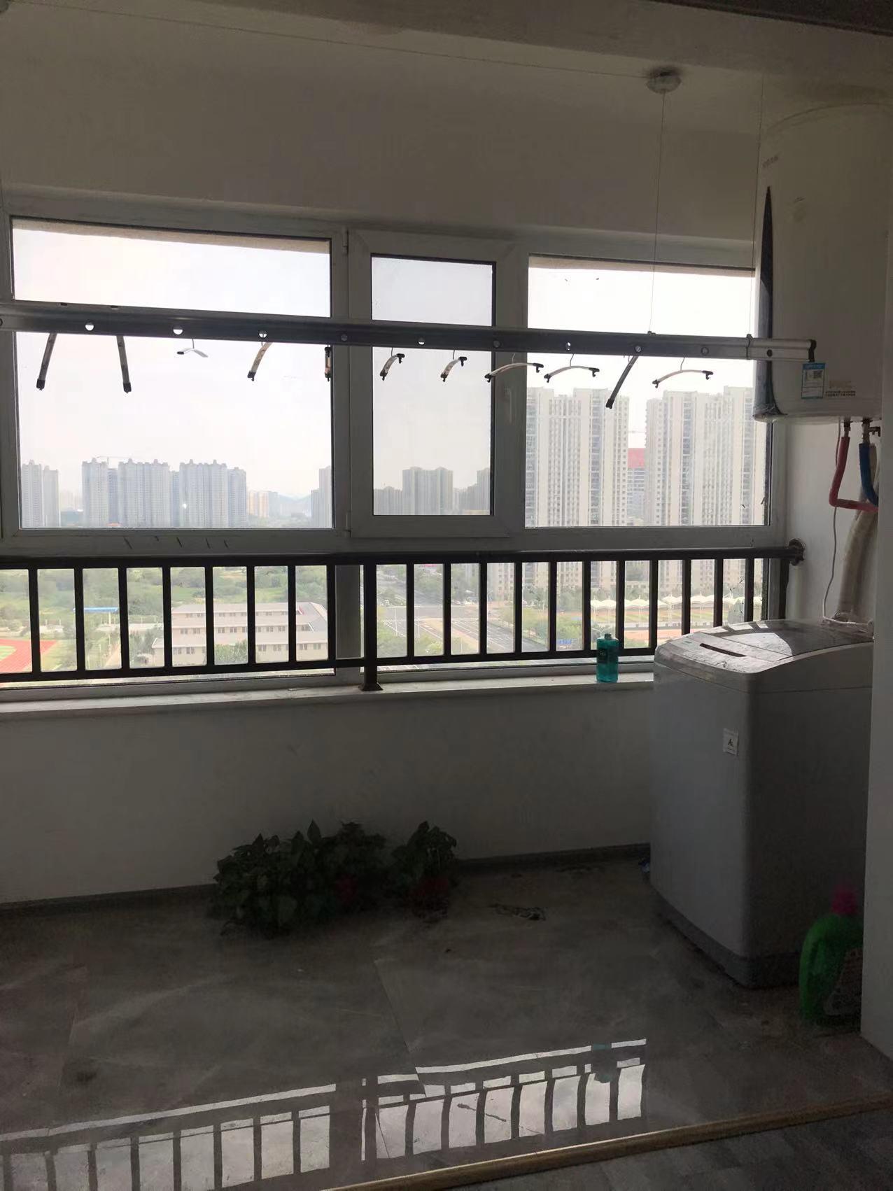 绿地新里香榭丽公馆