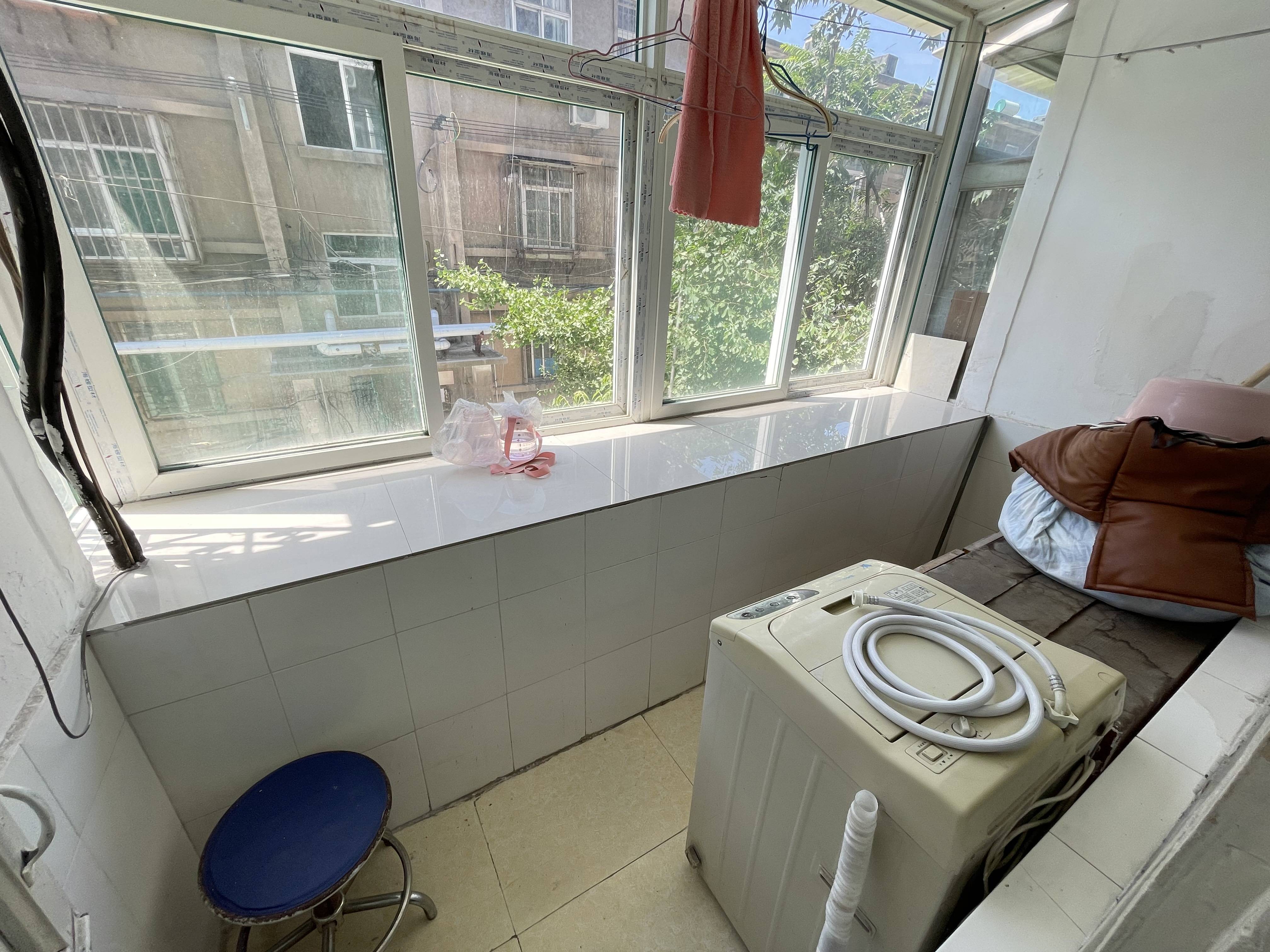 民族大街单位宿舍