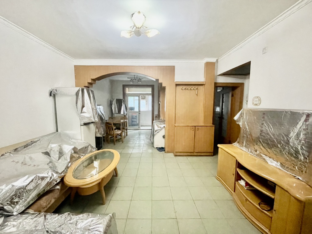  杆南东街12号 南北