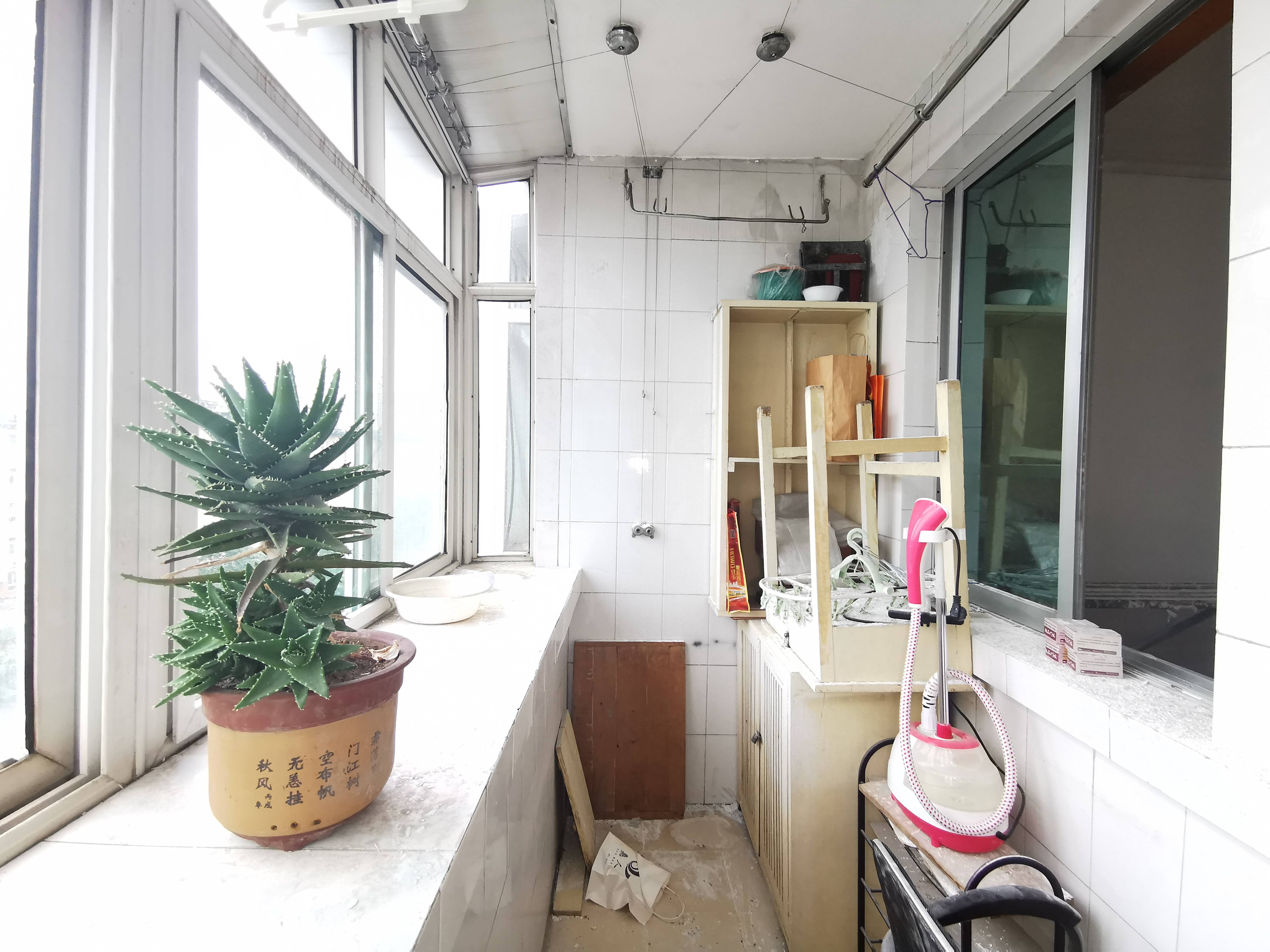 山师教工三宿舍