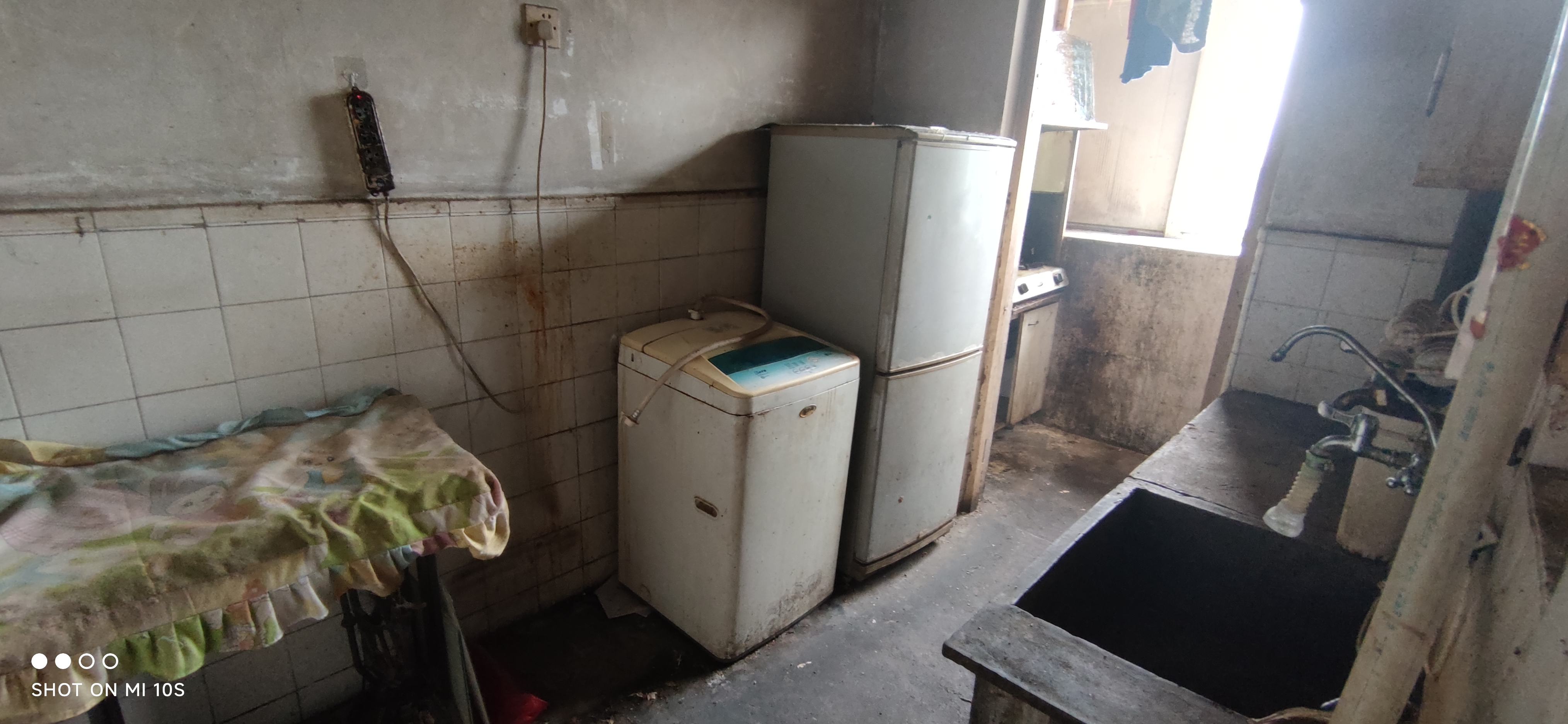 纬十二路单位宿舍