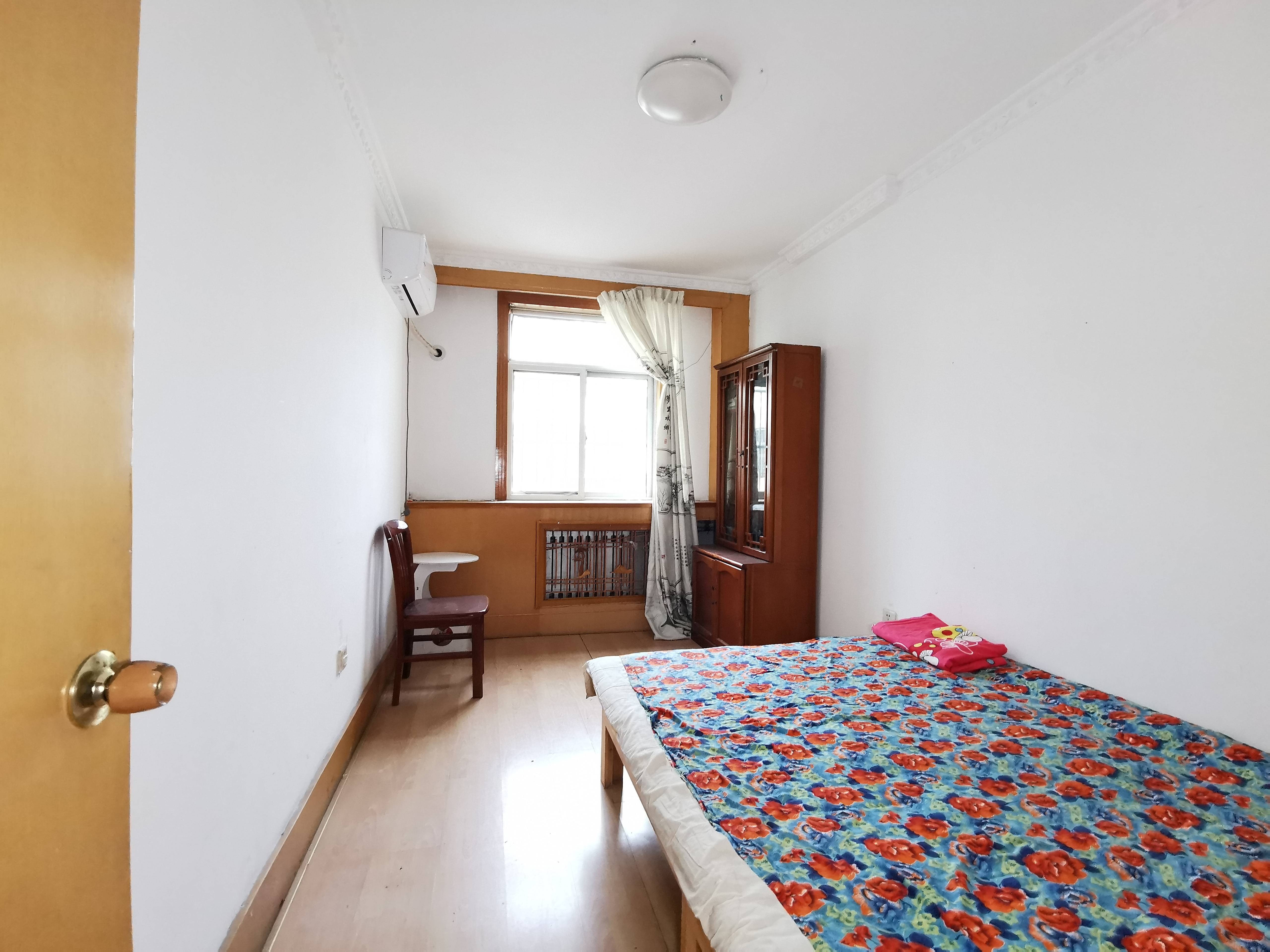 山东建筑工程学院第五宿舍