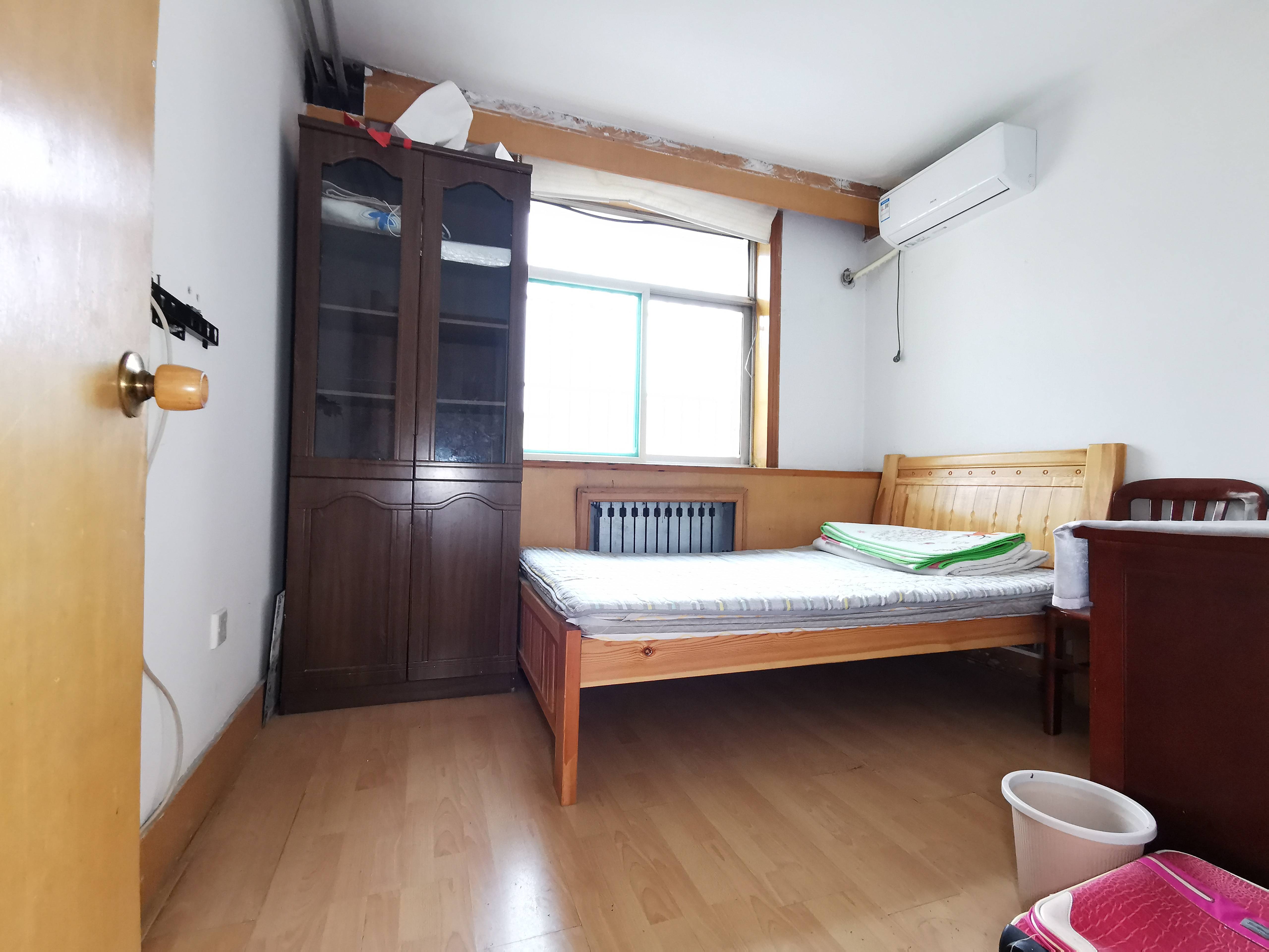 山东建筑工程学院第五宿舍