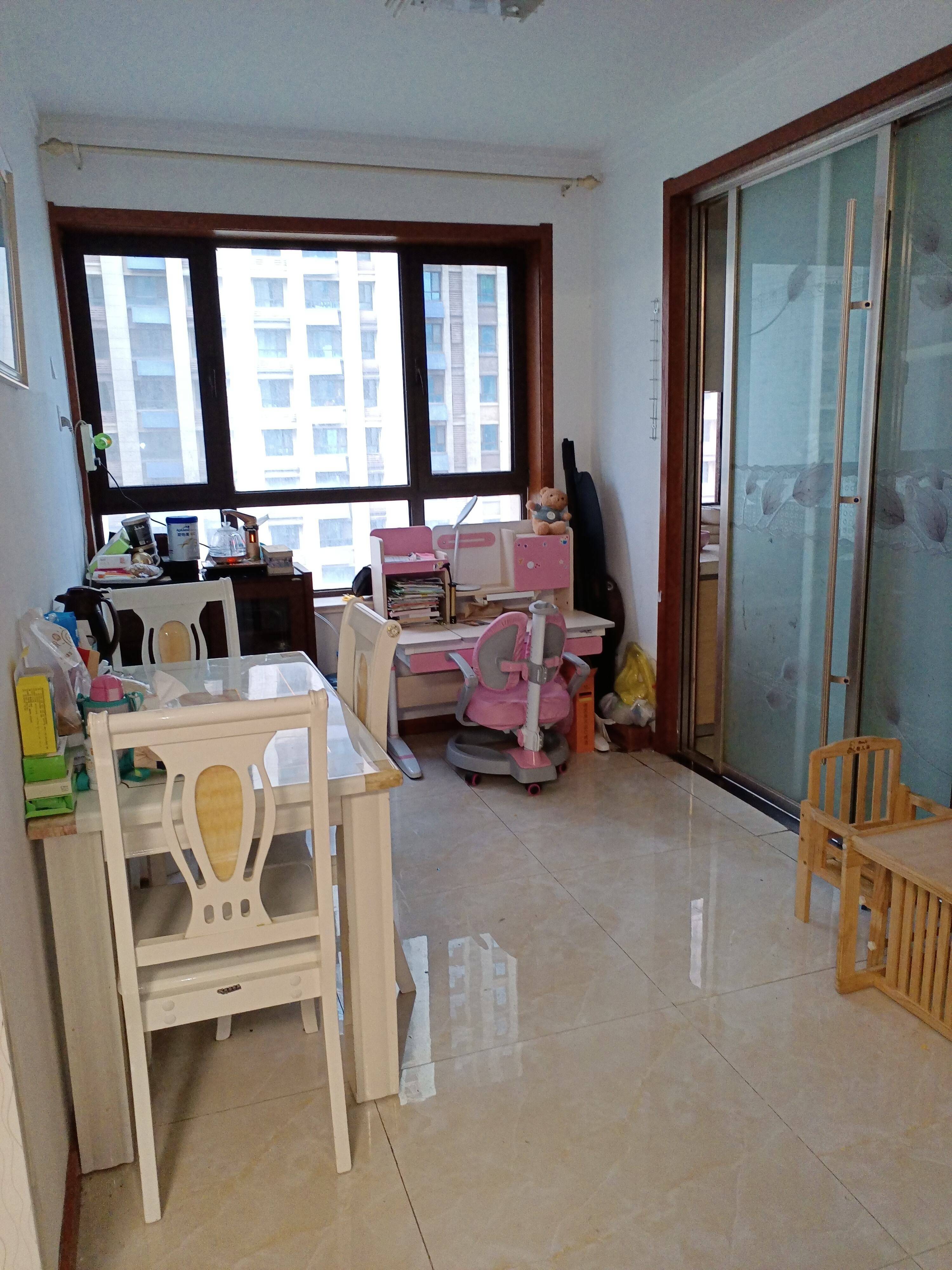 鲁邦奥林逸城东区