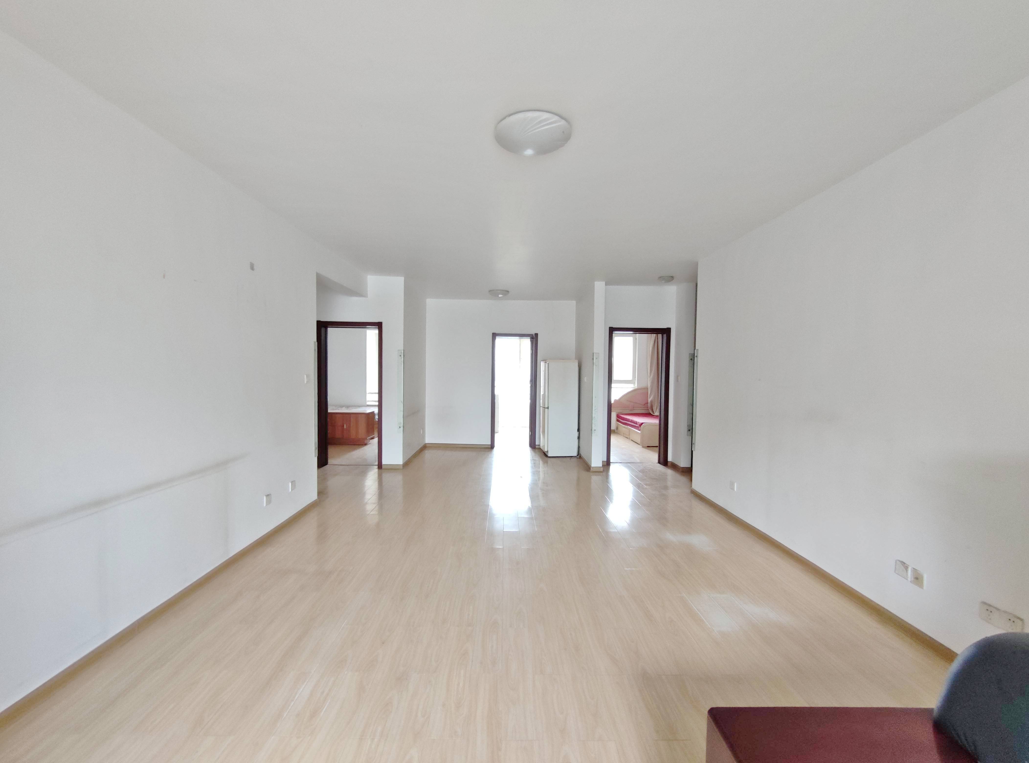 绿地新里卢浮公馆