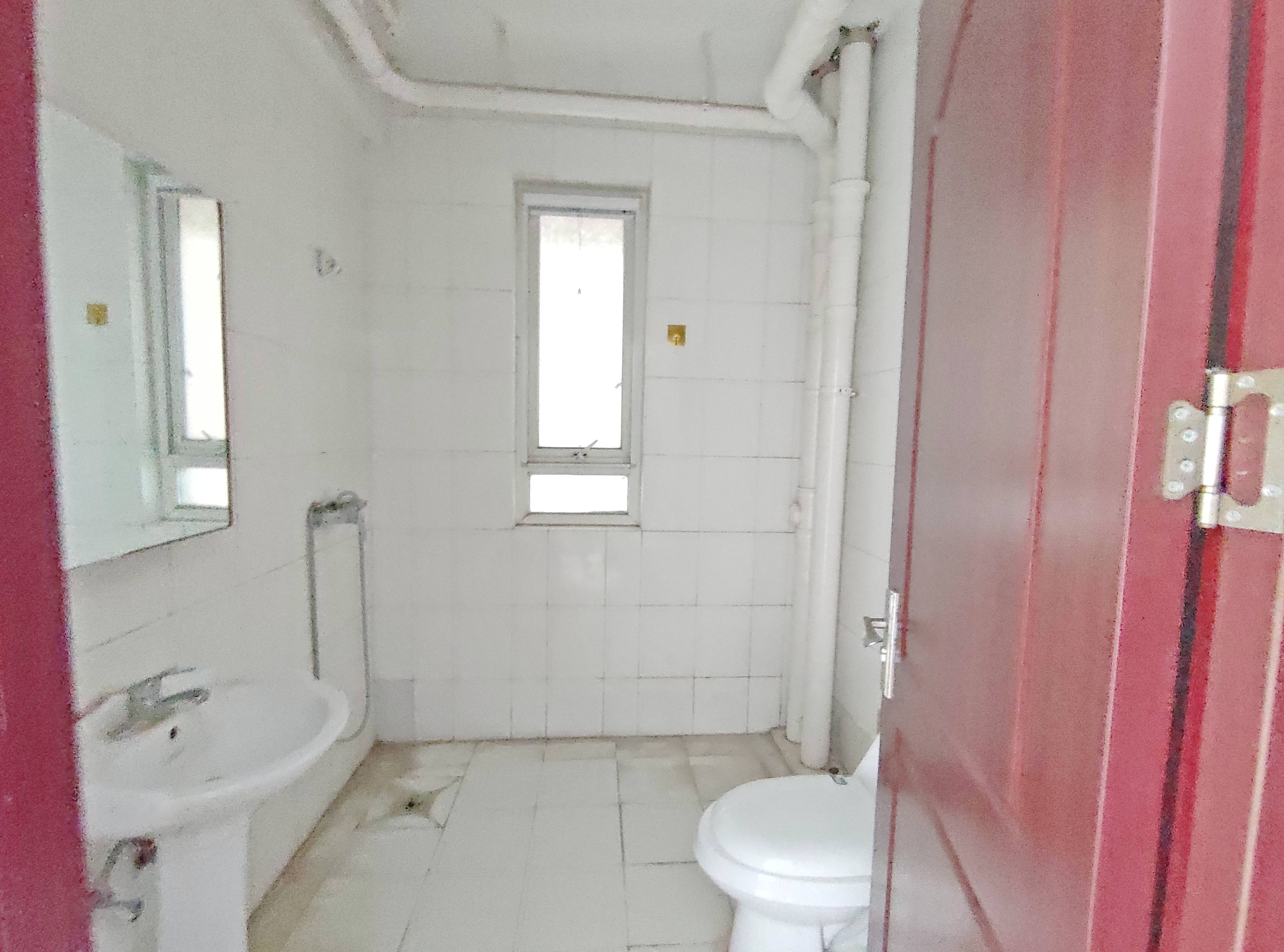 绿地新里卢浮公馆