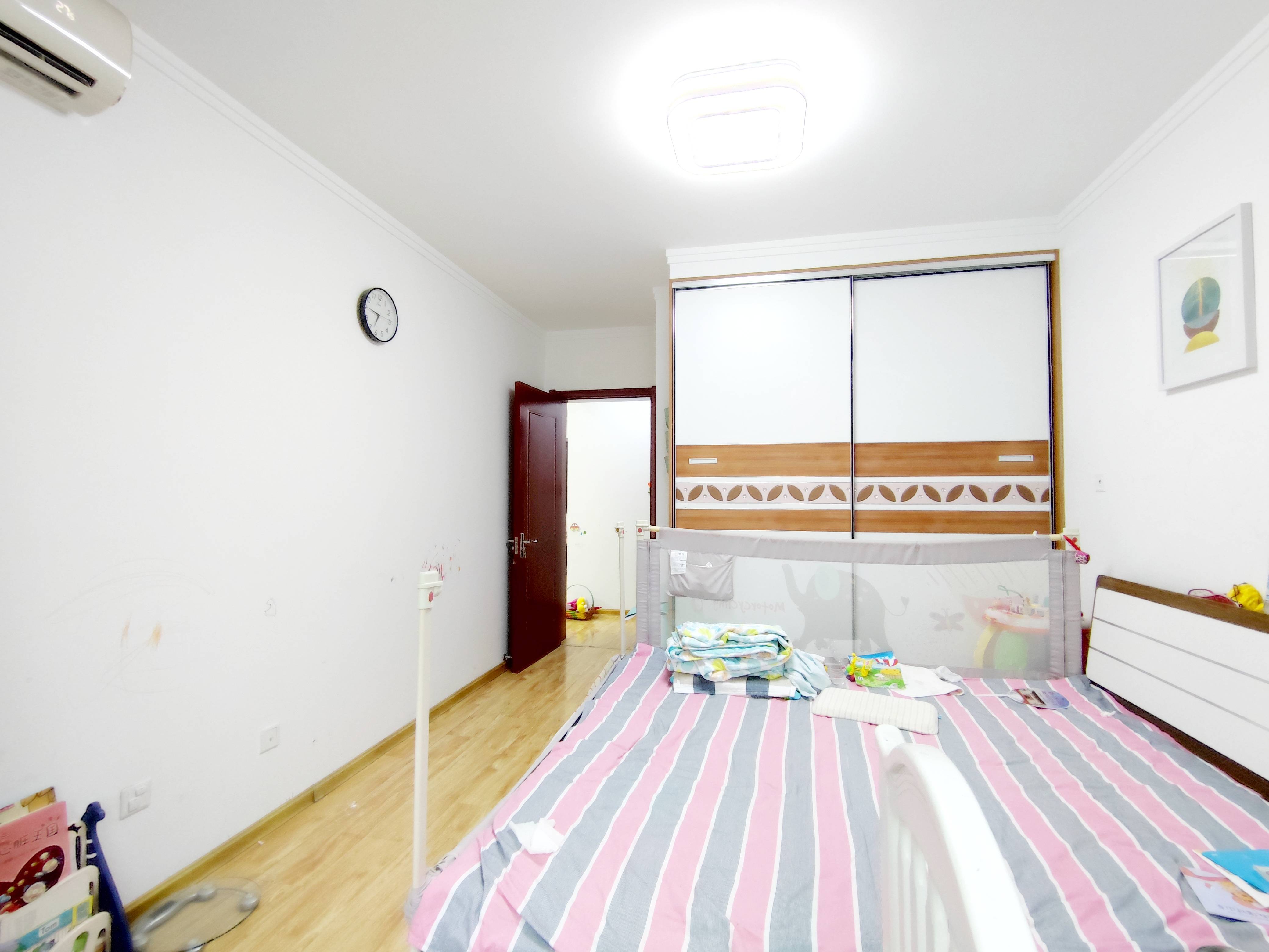 绿地新里香榭丽公馆