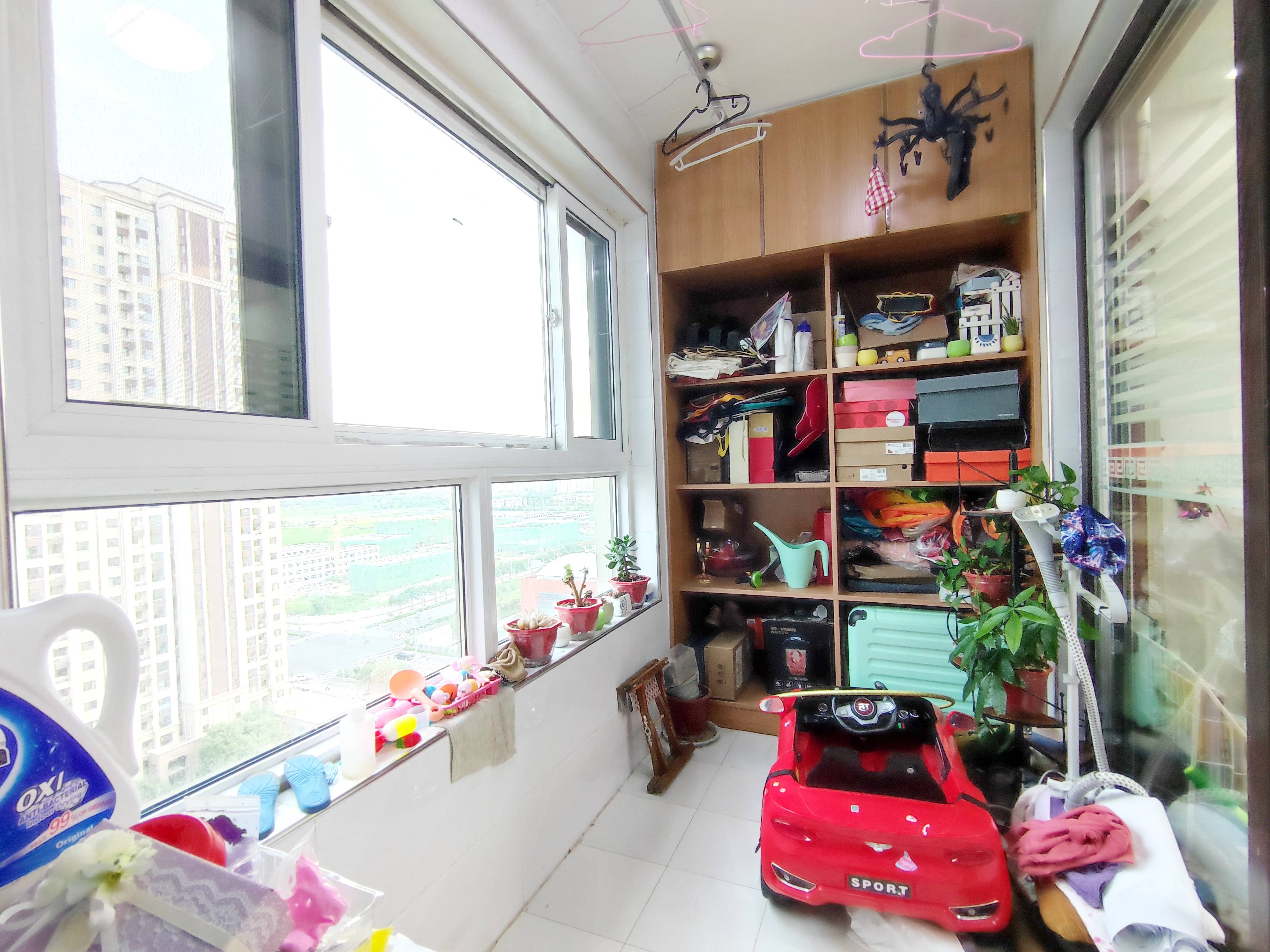 绿地新里香榭丽公馆