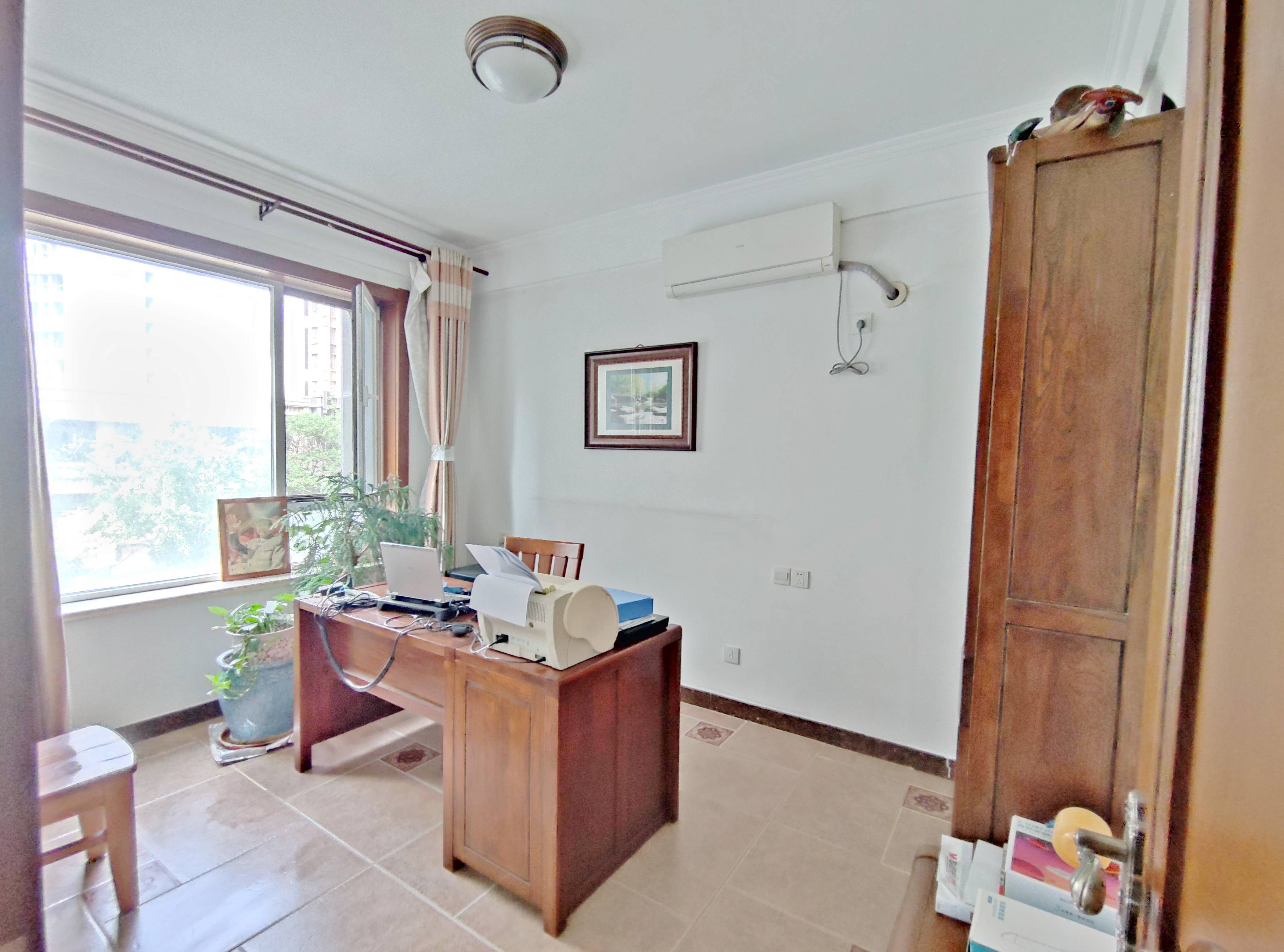 绿地新里卢浮公馆