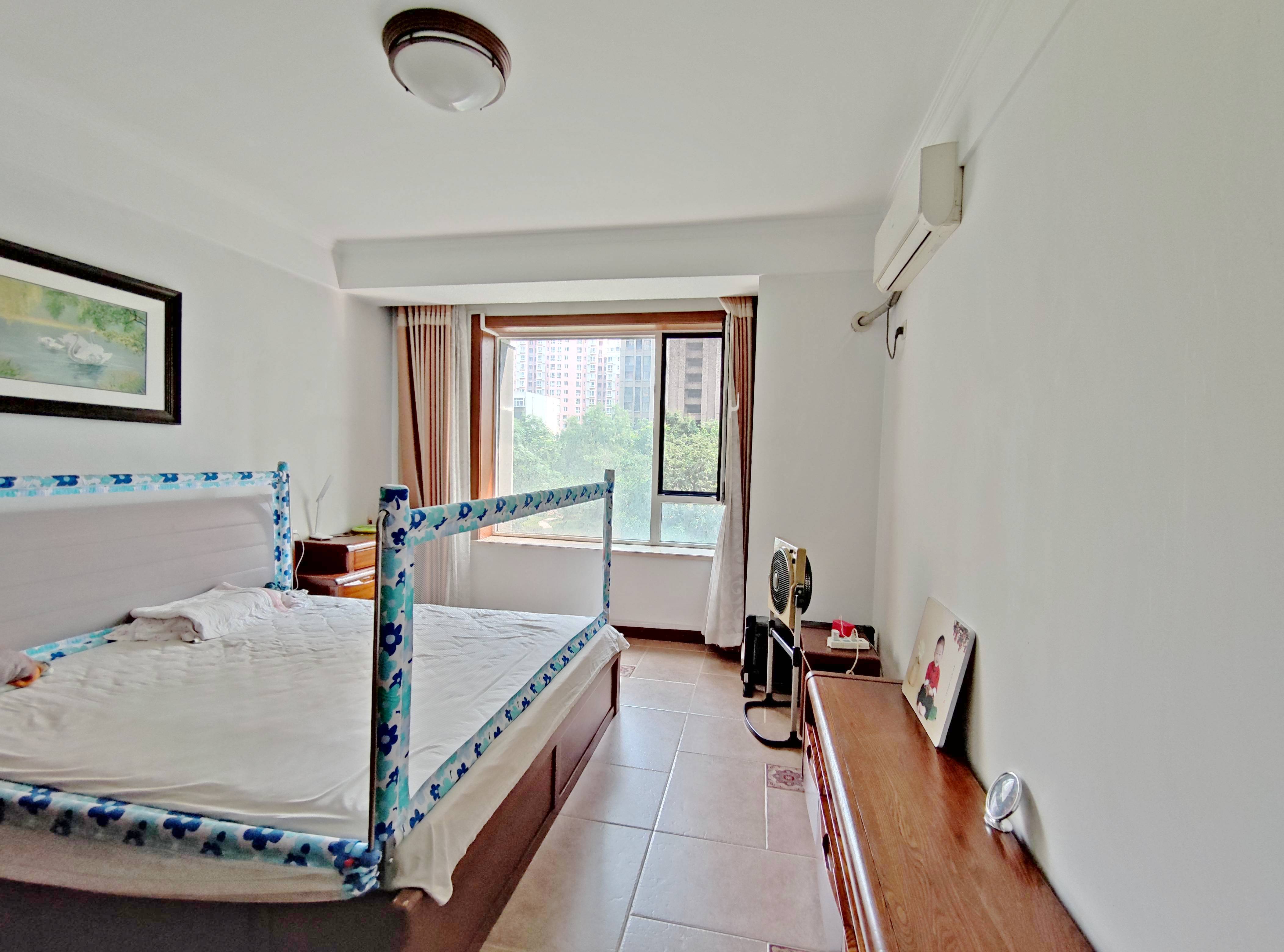 绿地新里卢浮公馆