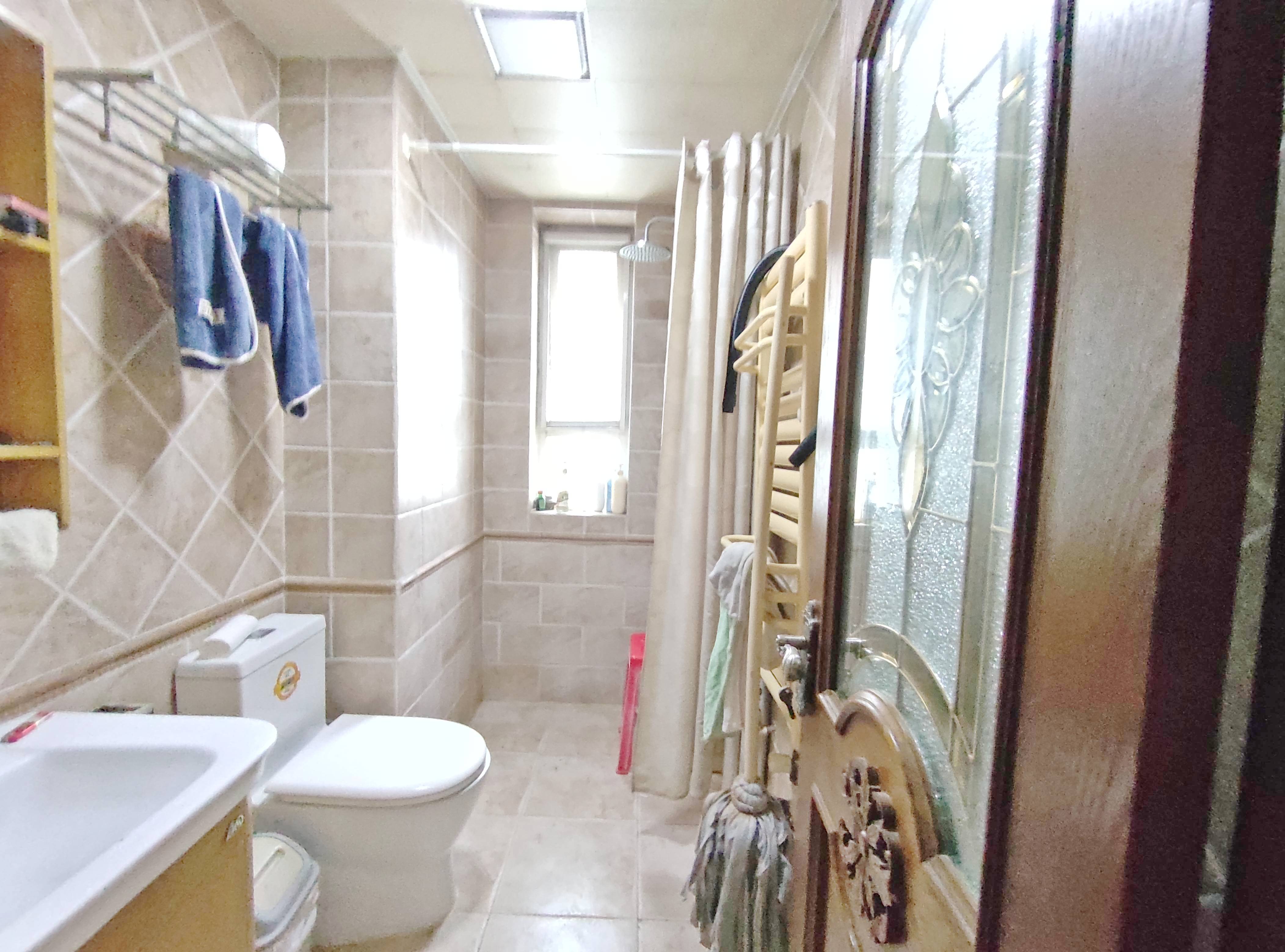 绿地新里卢浮公馆