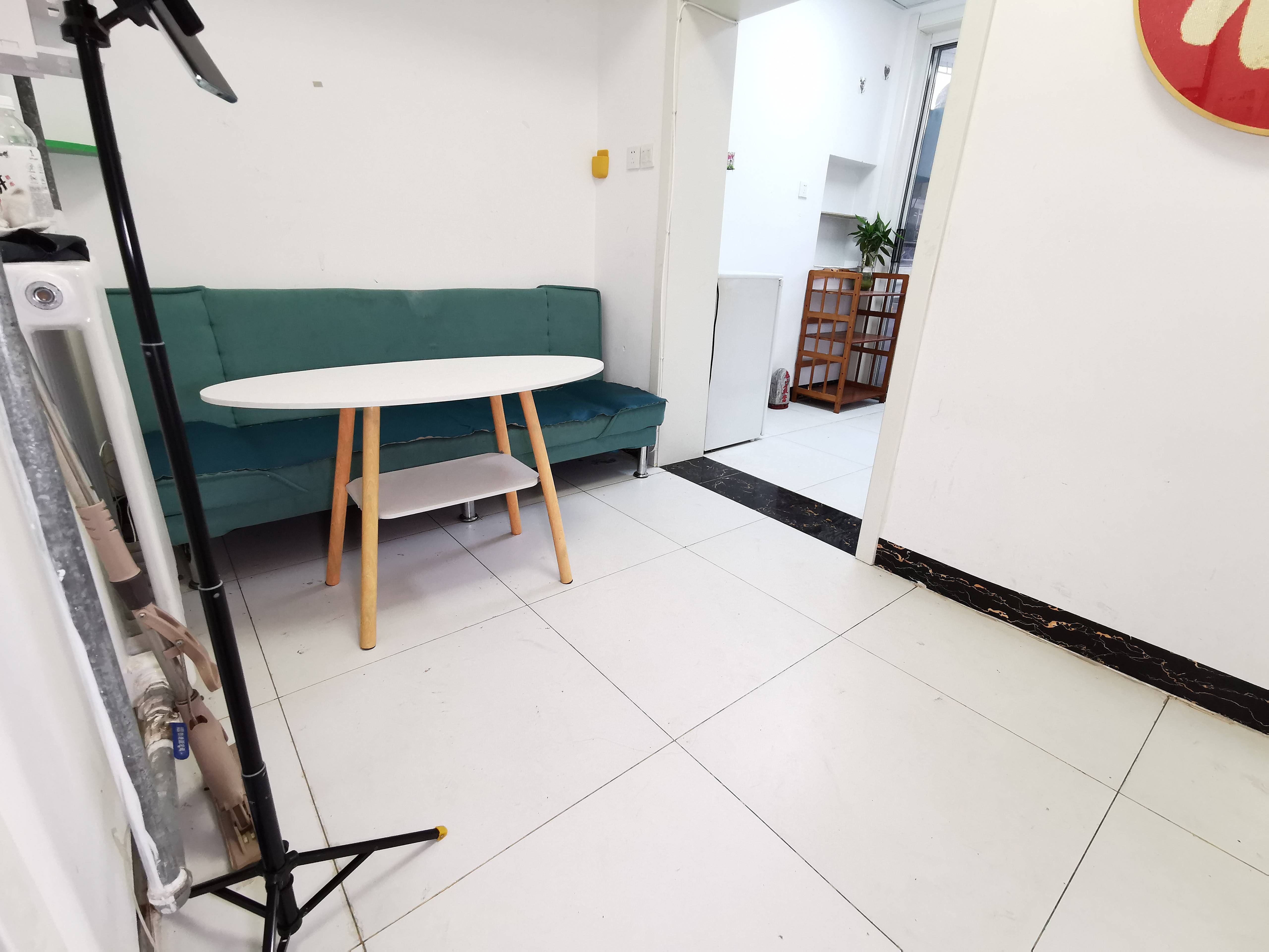  山大路215号 南北