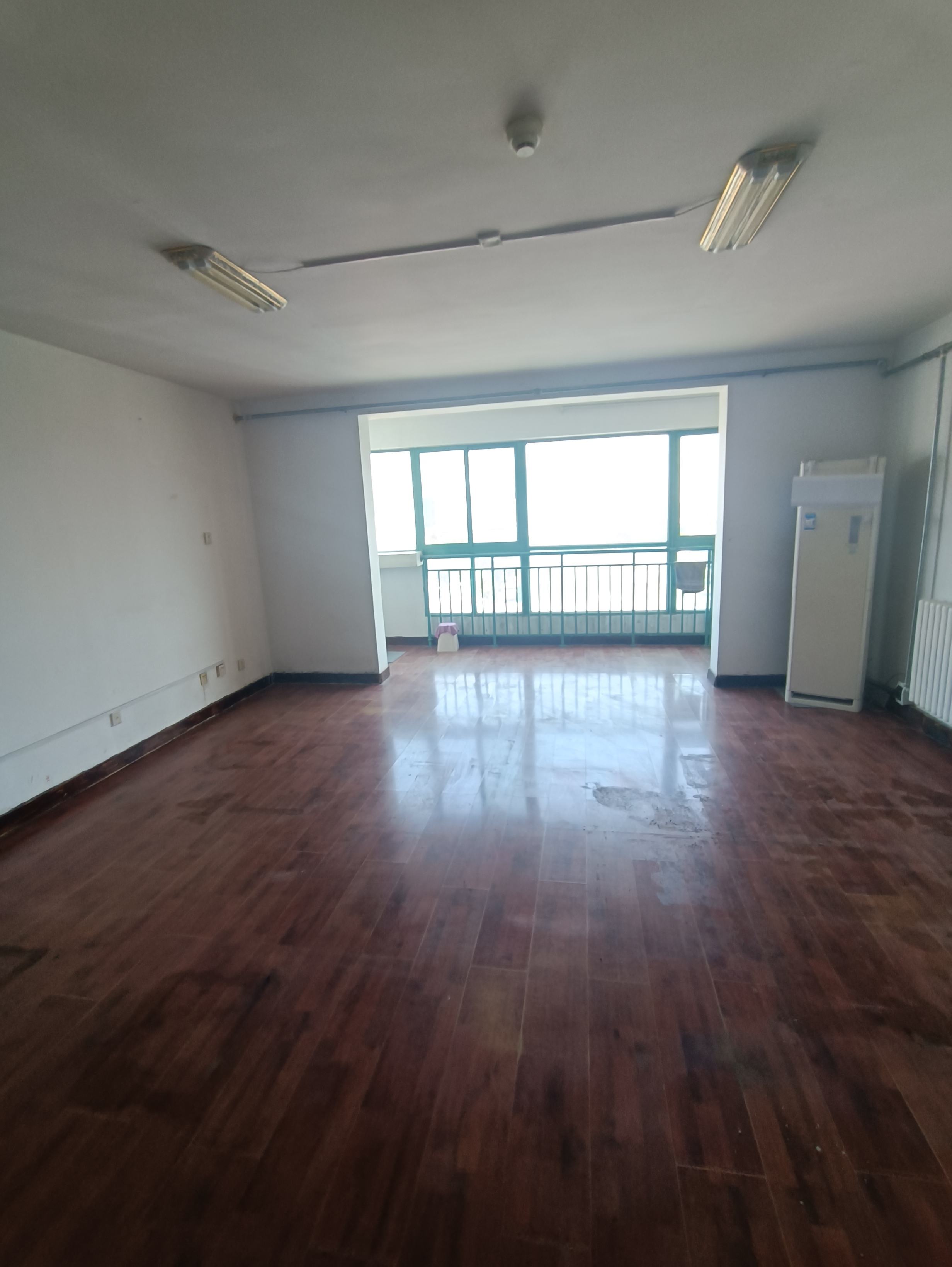整租·历山路 三庆汇文轩大厦 4室2厅 9