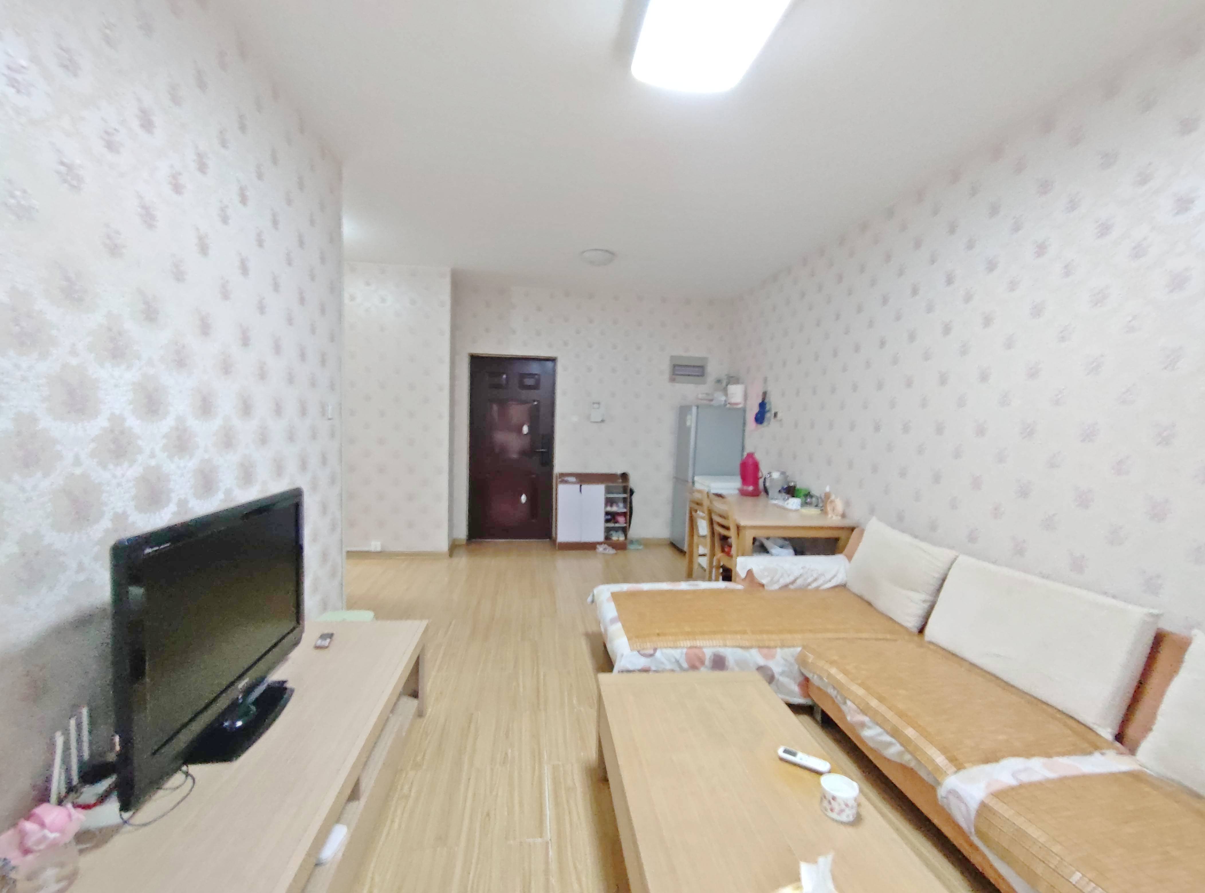  泉景天沅雅园,南,205万,有电梯