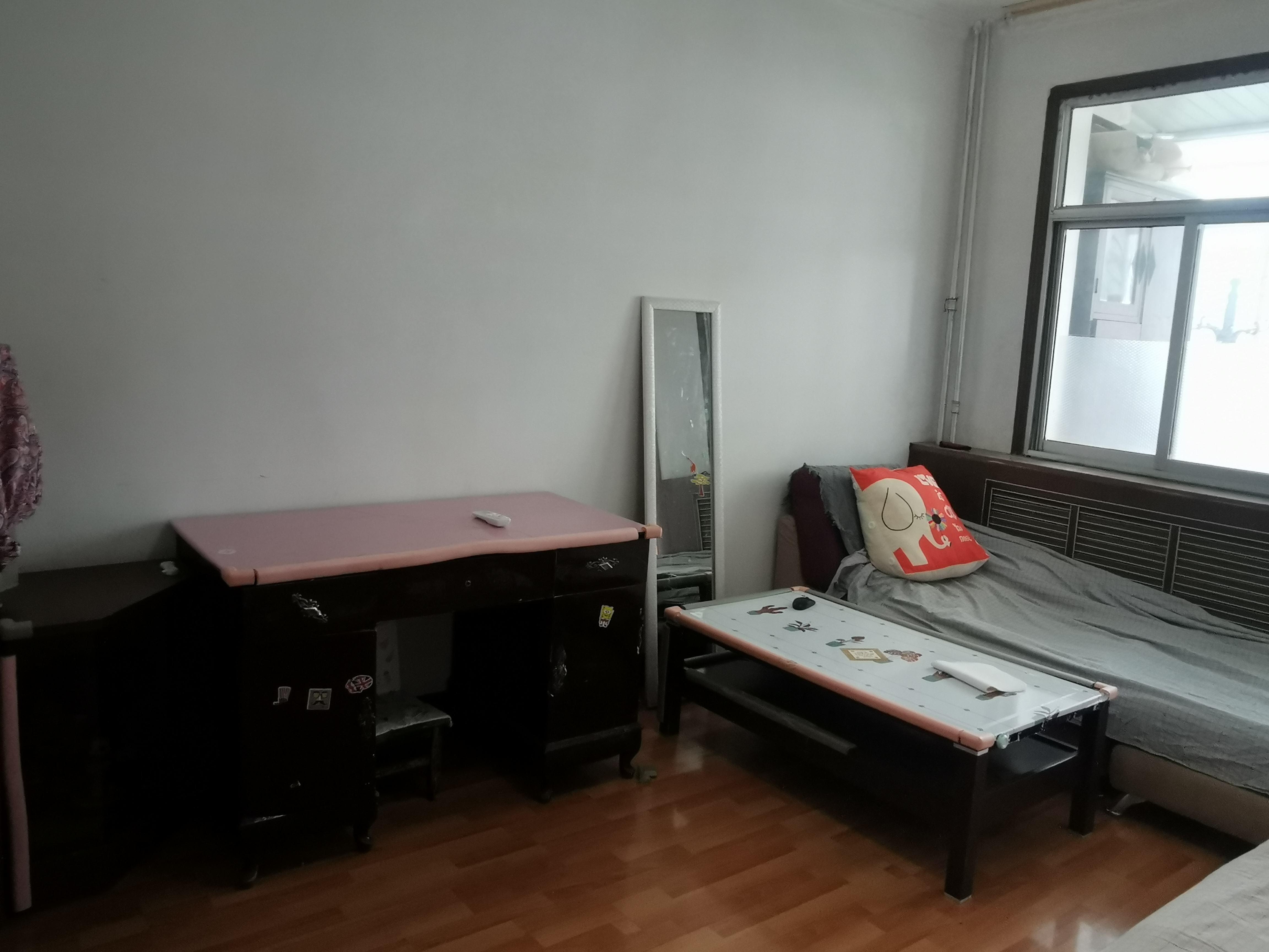 燕子山小区东路单位宿舍