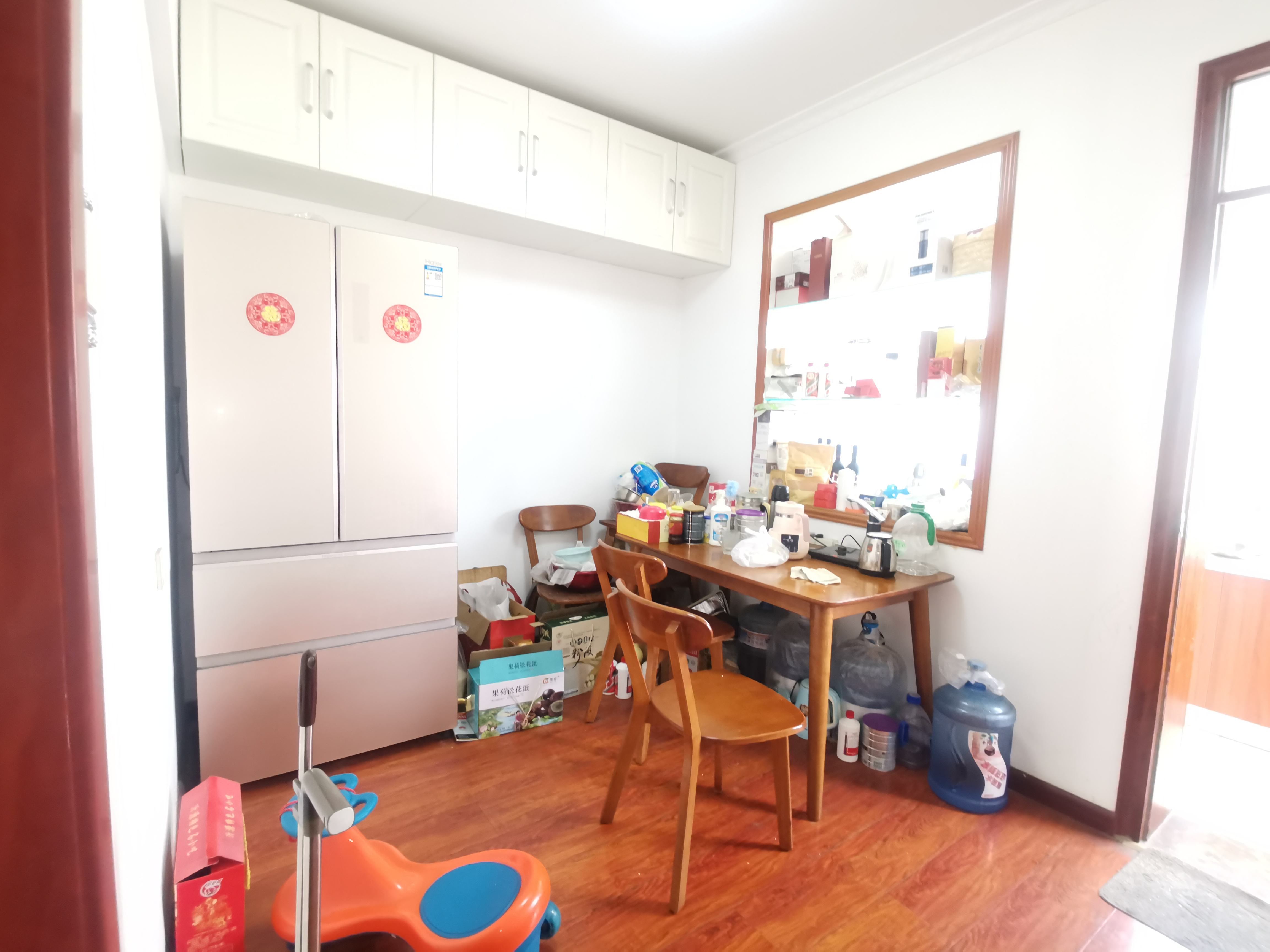 建筑新村南路27号