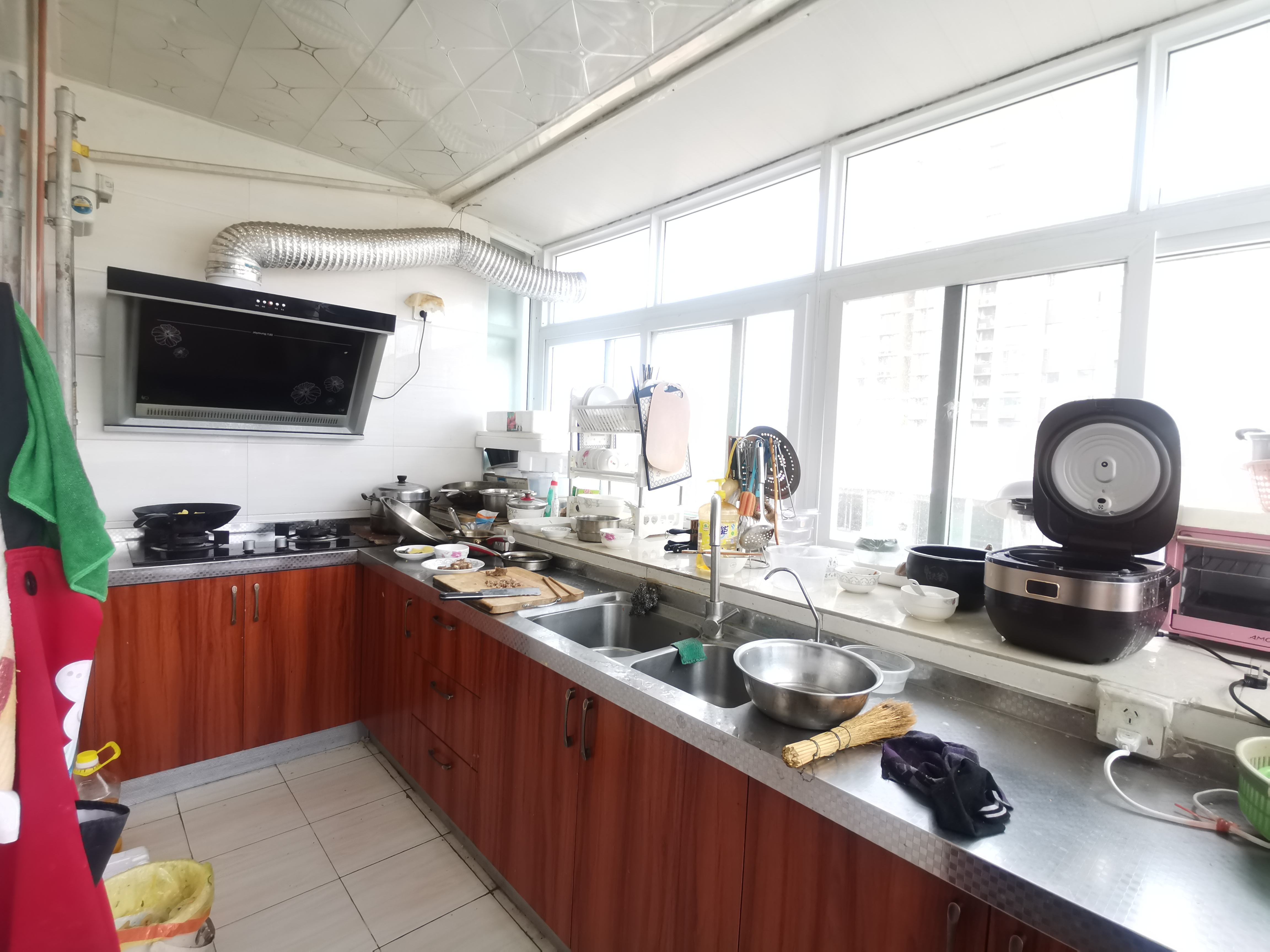 建筑新村南路27号