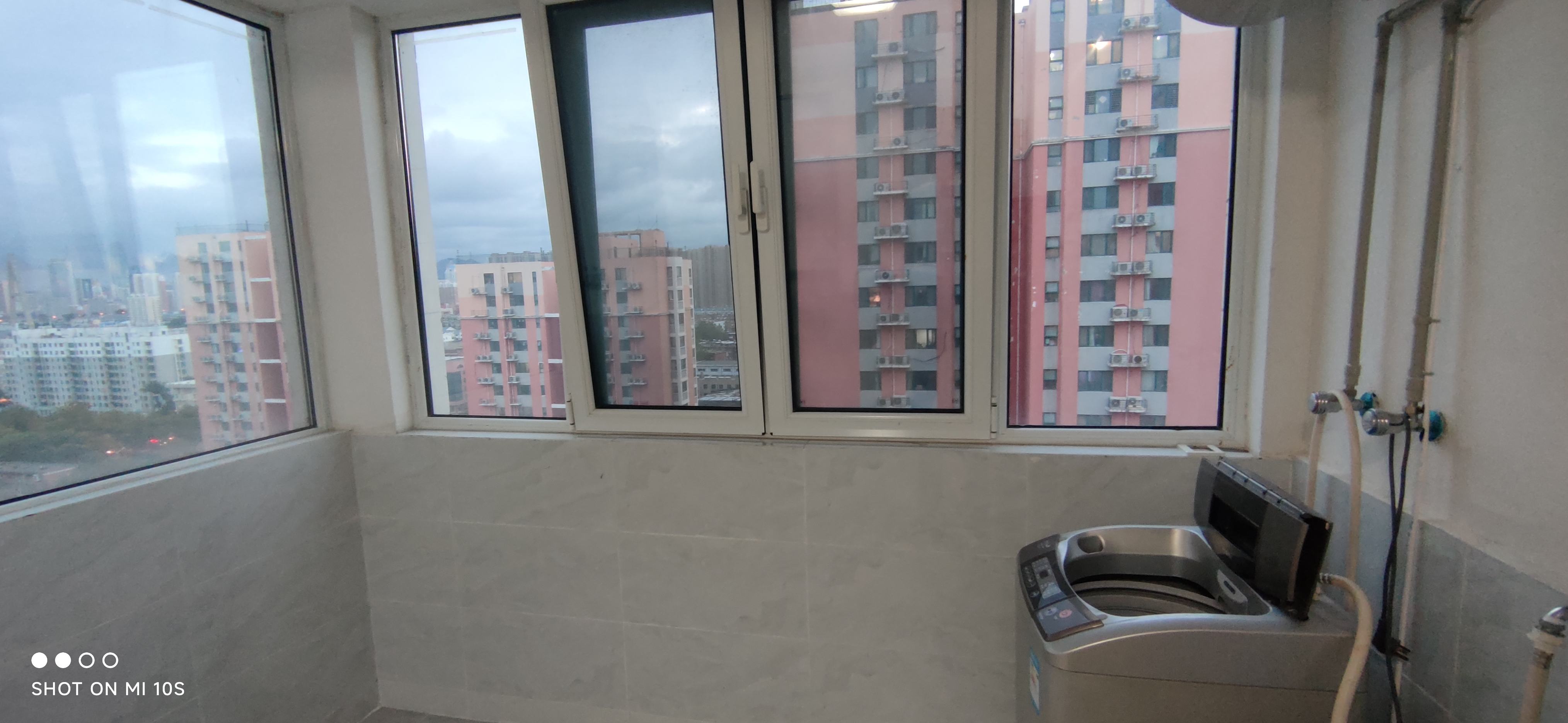 华夏金色阳光花园